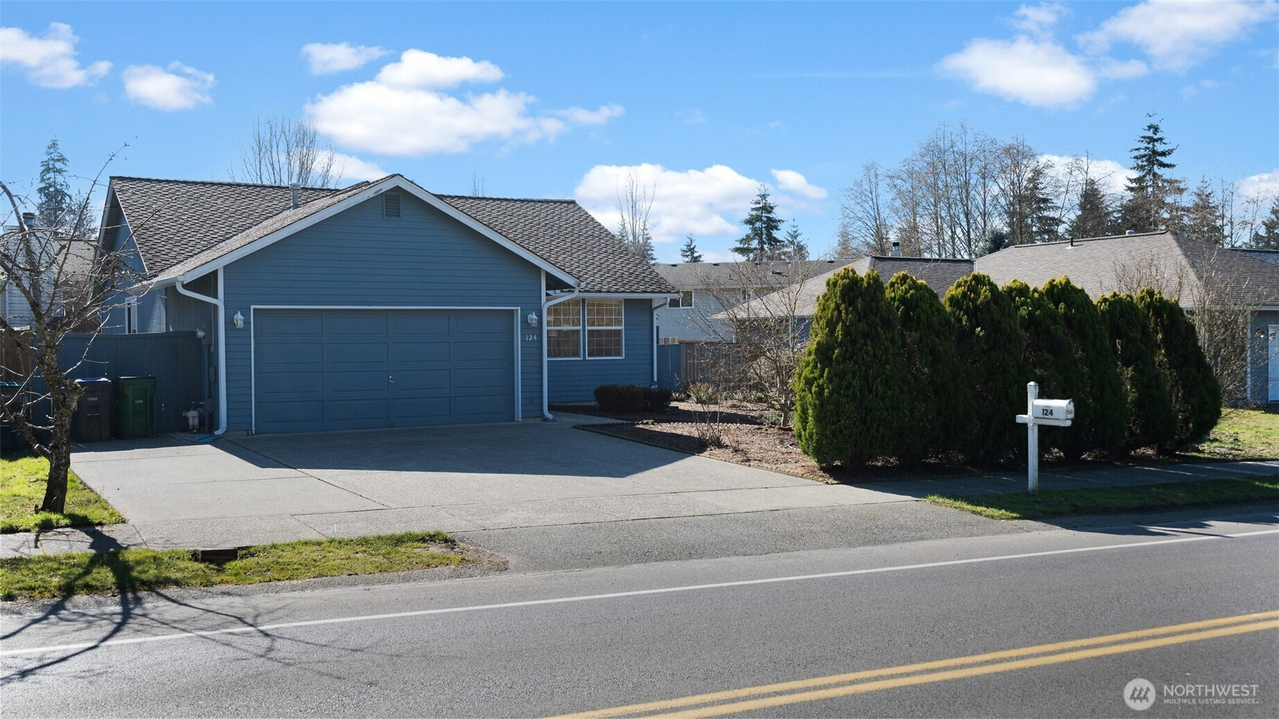 124 W Lippert Drive, Port Orchard, WA 98366
