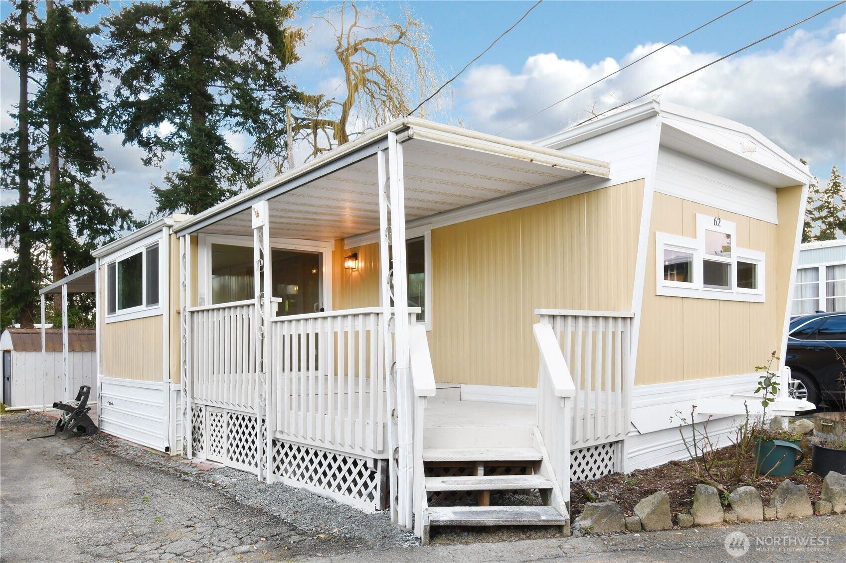 18501 52nd Avenue, Lynnwood, WA 98037