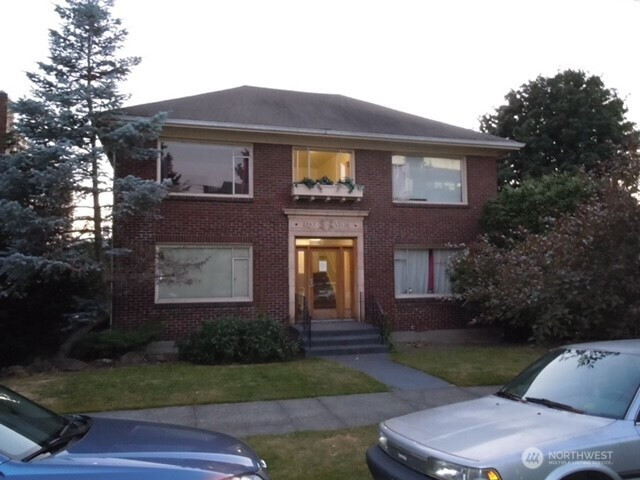 2311 Yale Avenue E, Seattle, WA 98102