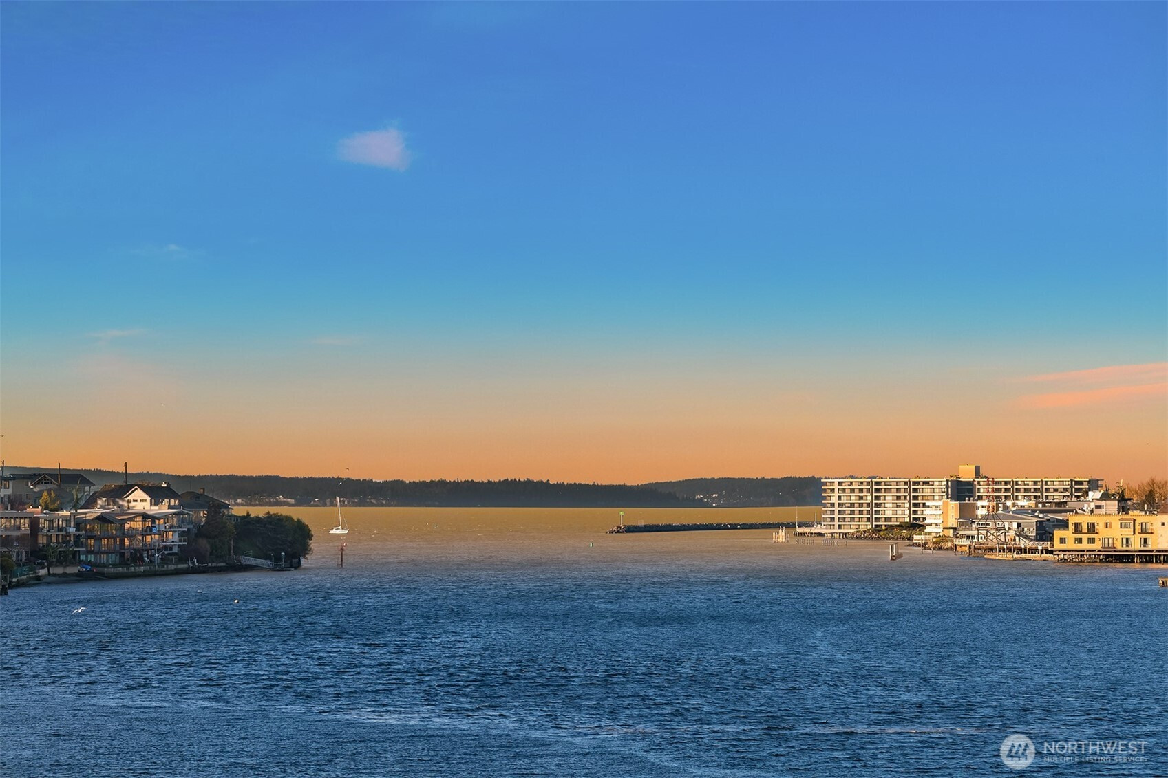 3606 W Commodore Way, Seattle, WA 98199