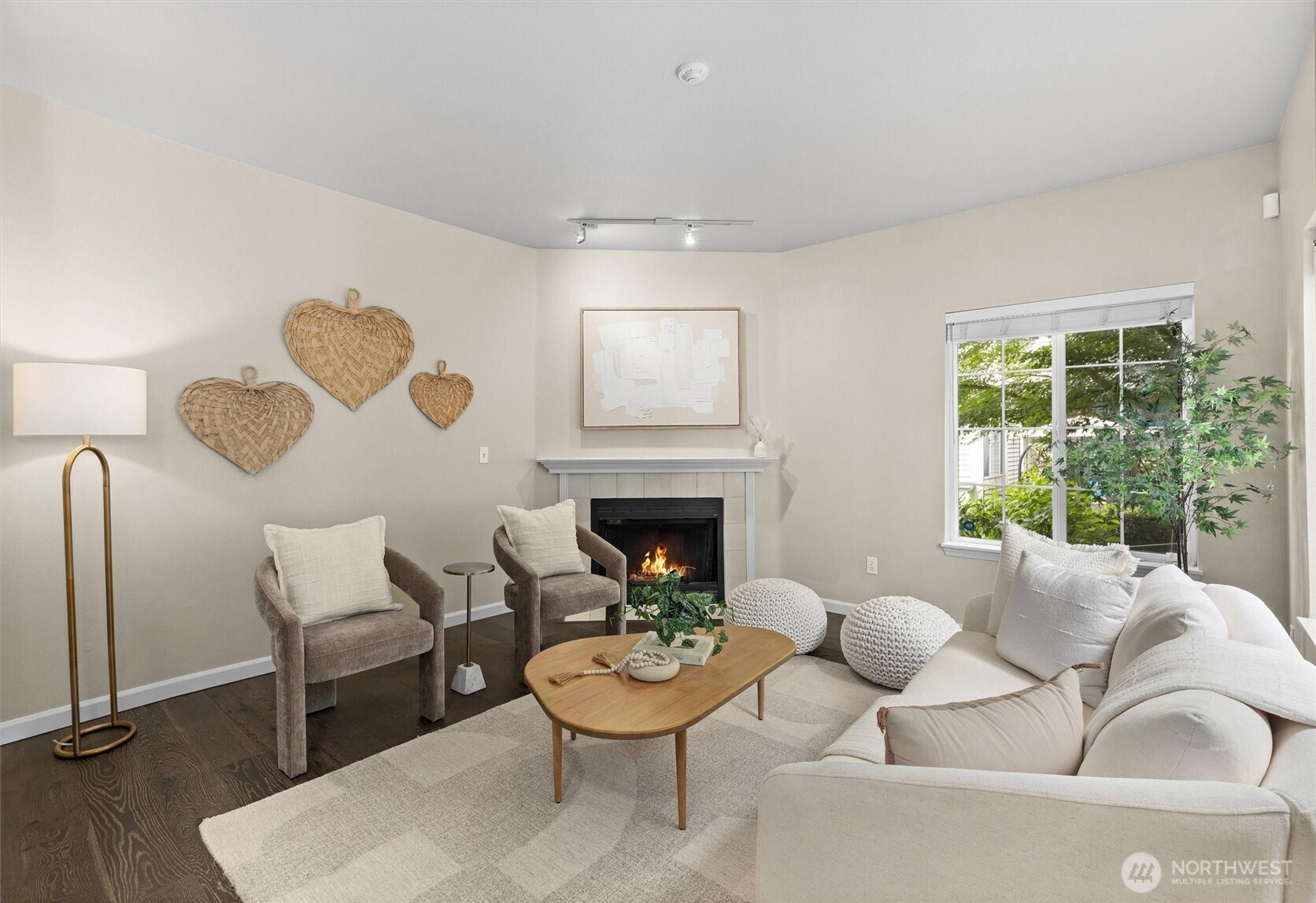 10909 Avondale Road NE, Redmond, WA 98052