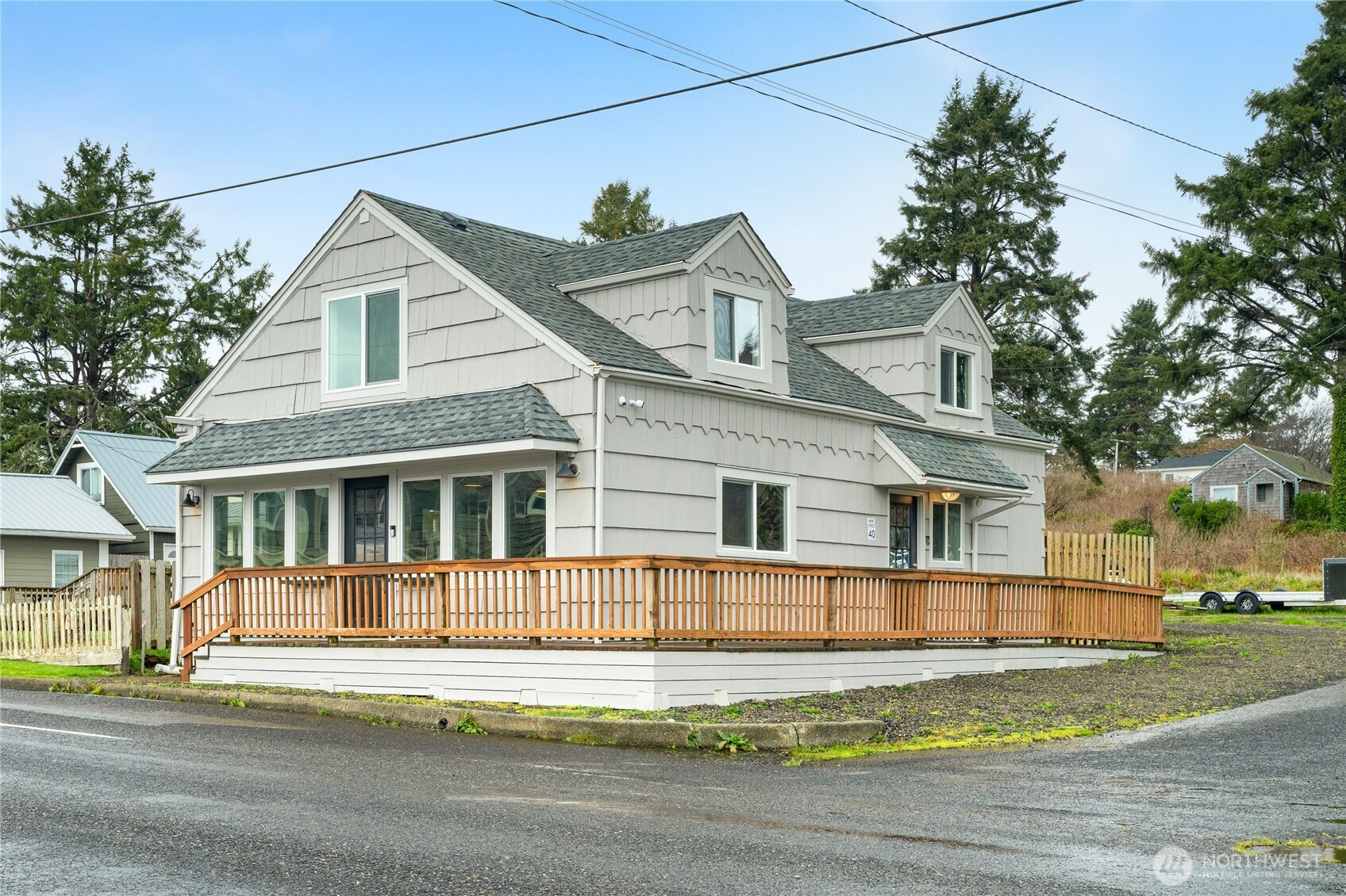 40 Main Street, Pacific Beach, WA 98571