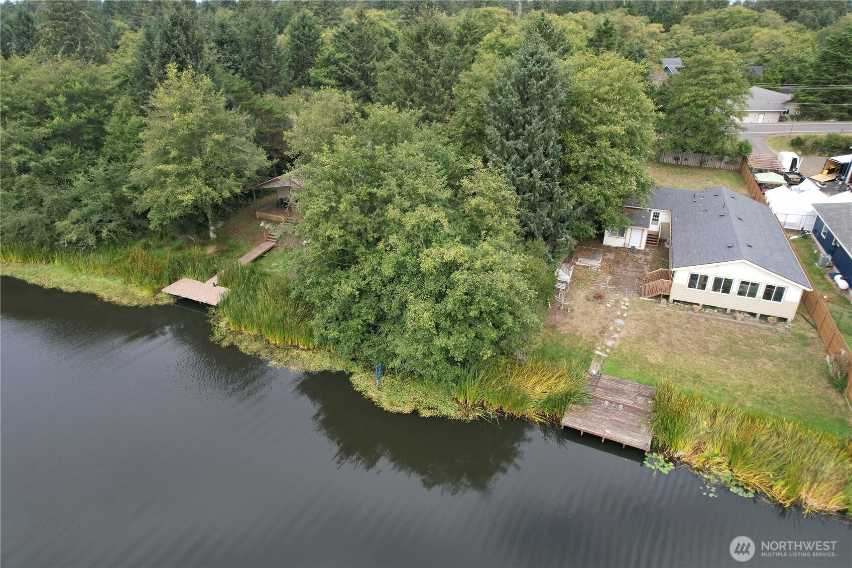 991 Mount Olympus Avenue SE, Ocean Shores, WA 98569