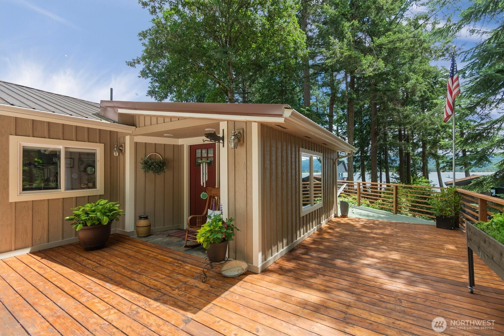 5 W Cape Horn Road, Cathlamet, WA 98612