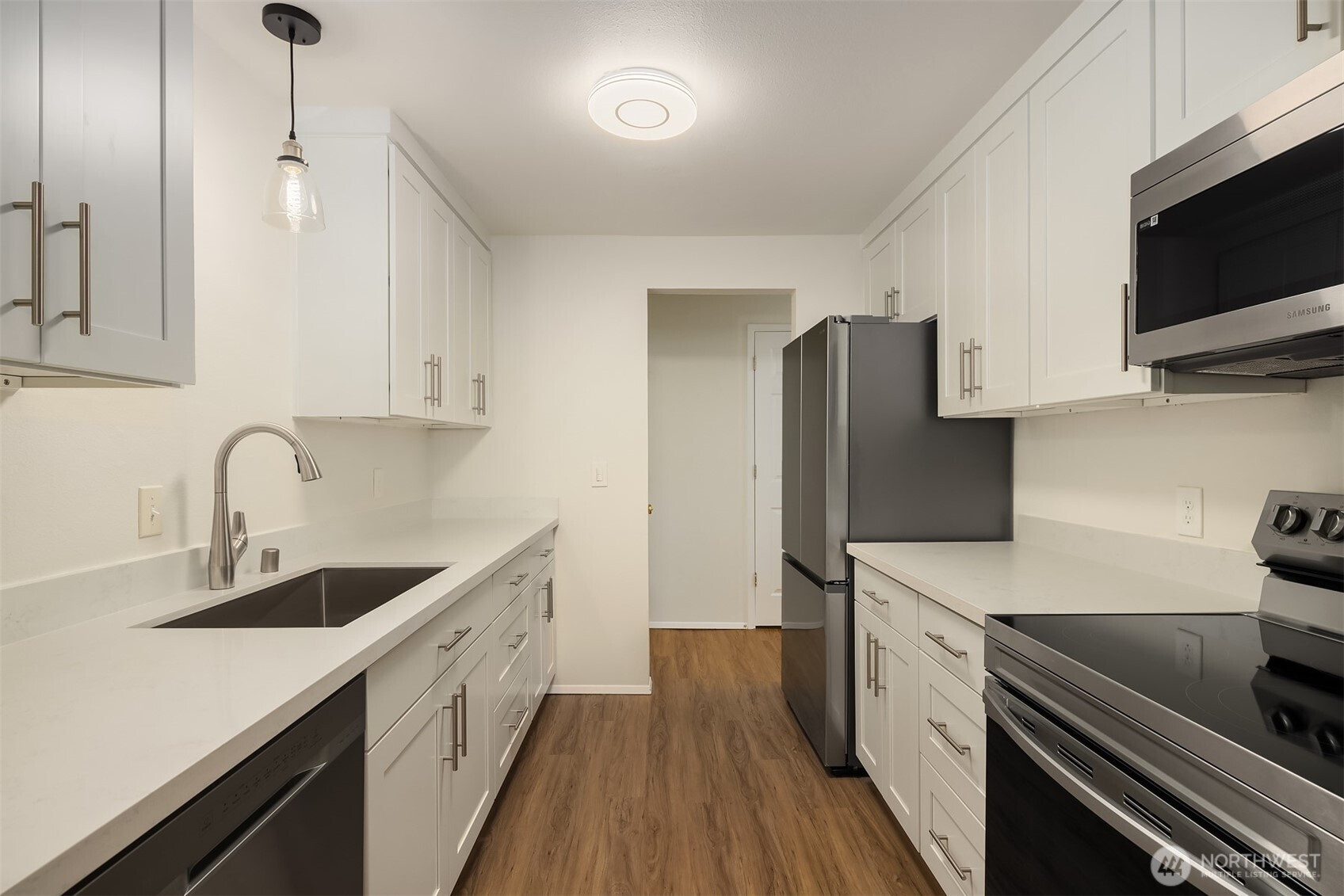 5502 220th Street SW, Mountlake Terrace, WA 98043