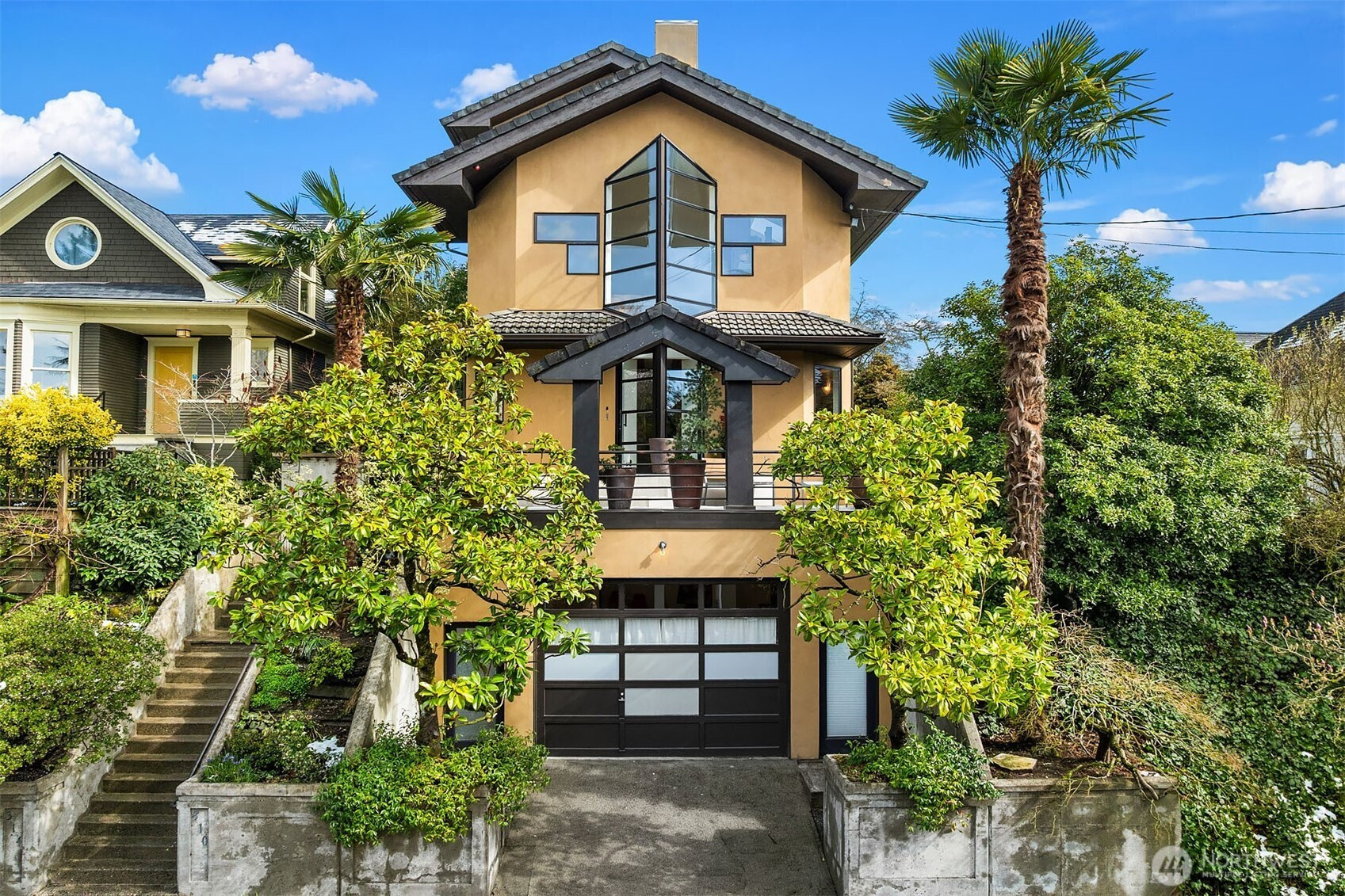 310 21st Avenue E, Seattle, WA 98112