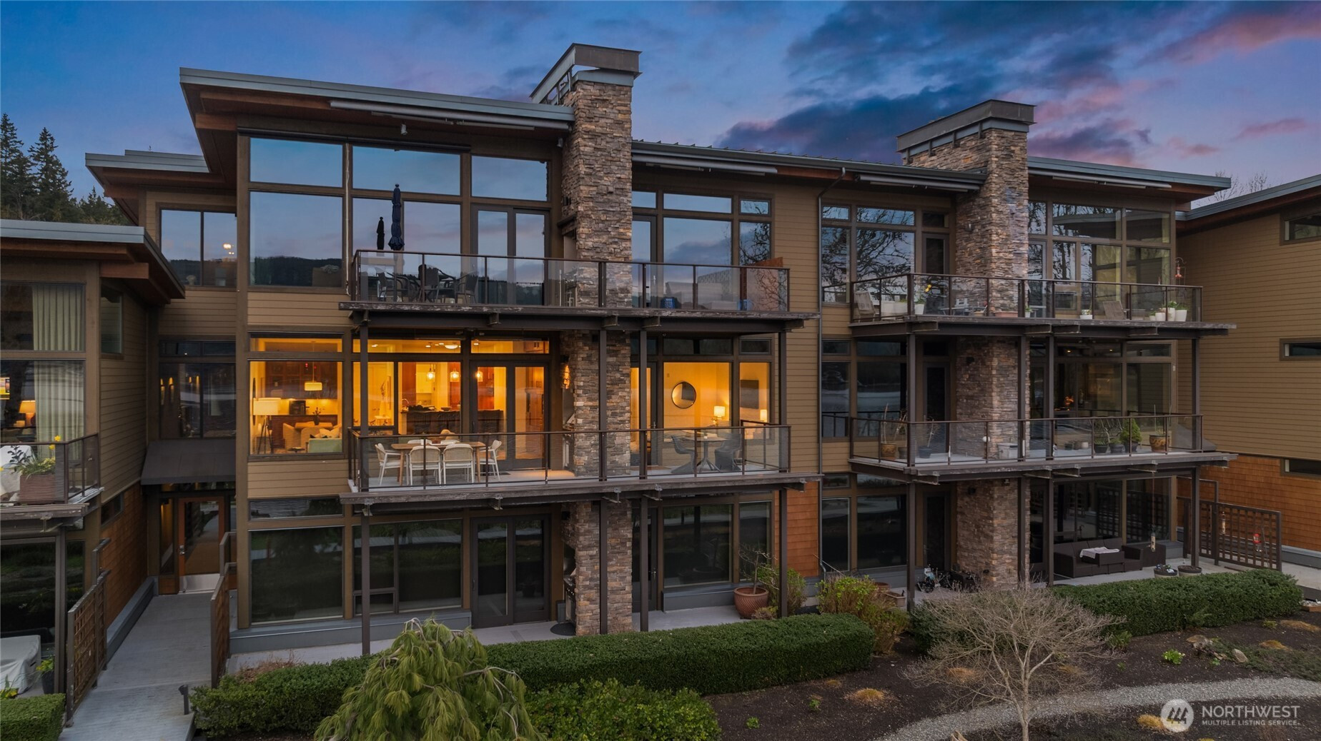 4309 E Lake Sammamish Parkway SE, Issaquah, WA 98029