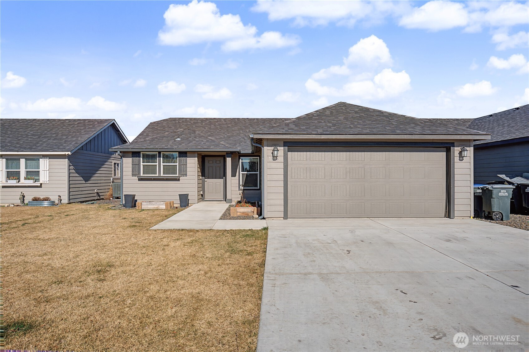 1118 W Sequoia Road, Moses Lake, WA 98837
