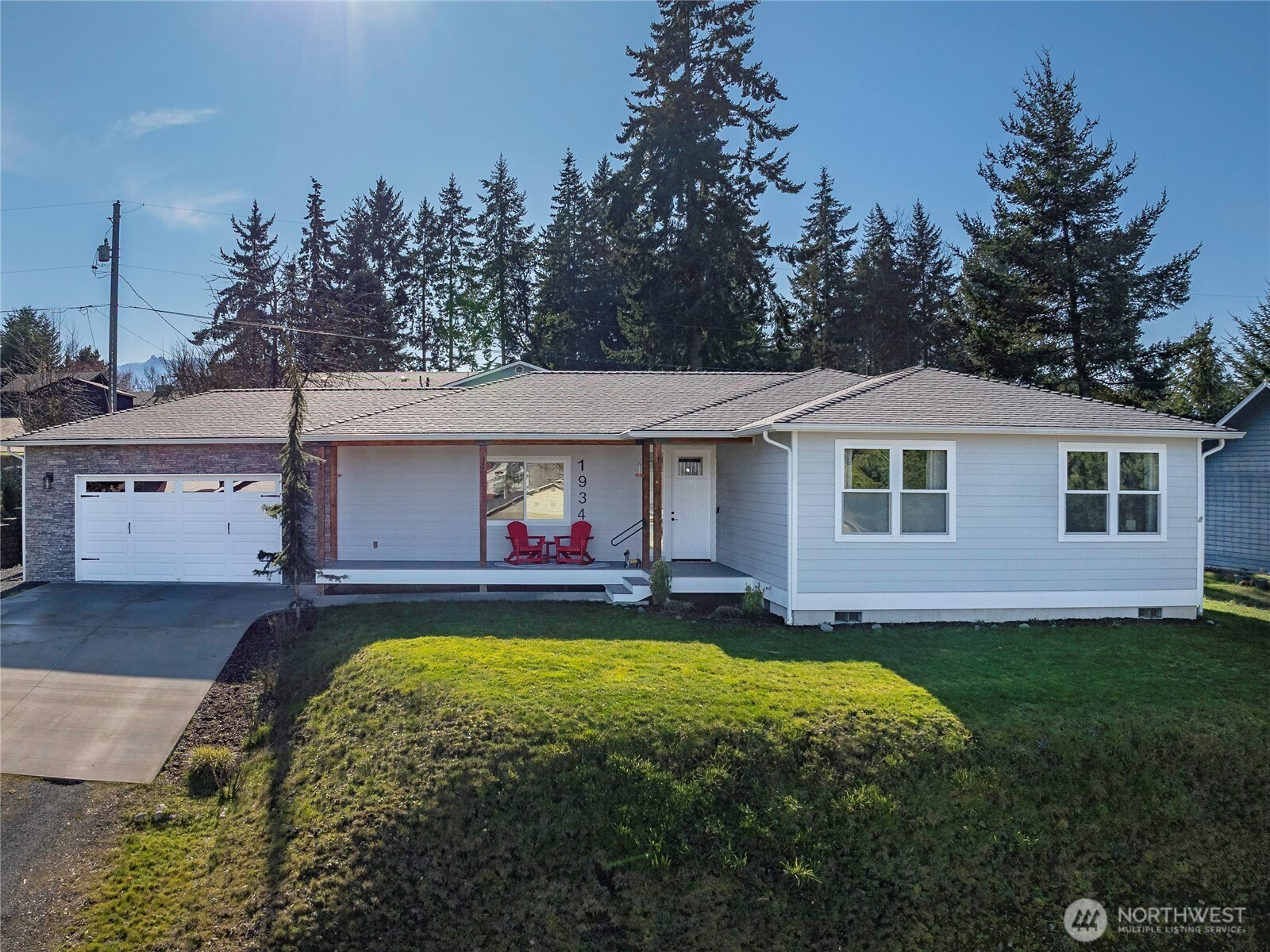 1934 W 8th Street, Port Angeles, WA 98363