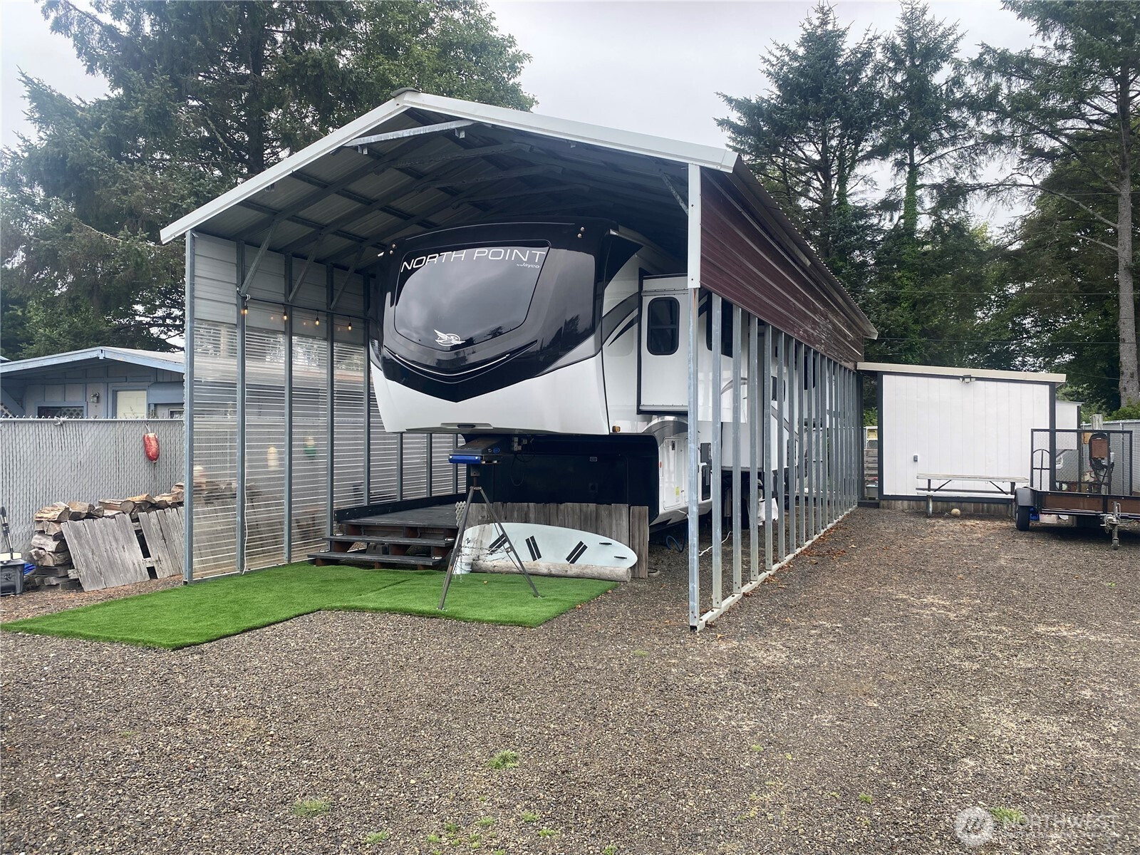 132 Victoria Loop NE, Ocean Shores, WA 98569