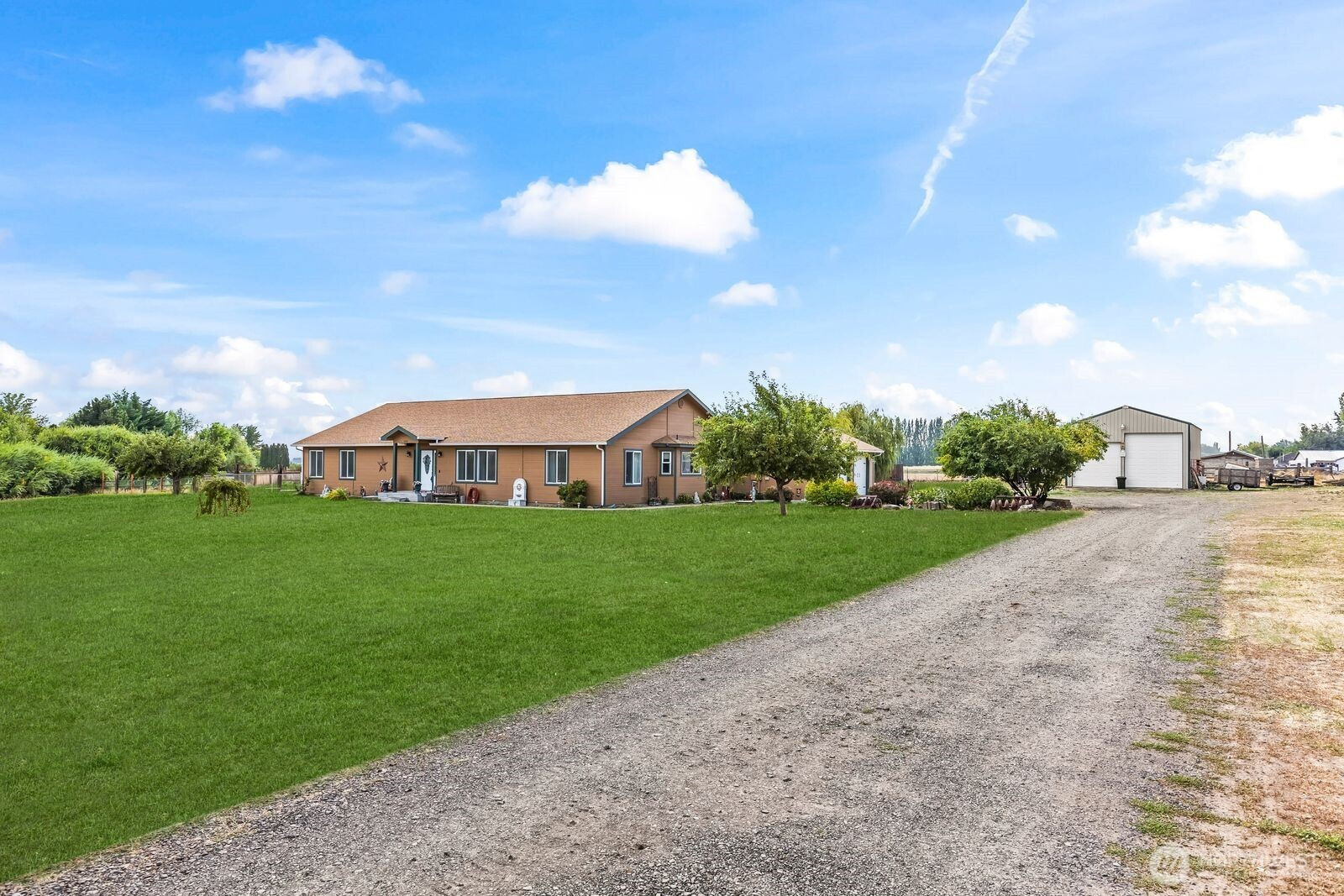 1880 Dilley Road, Tieton, WA 98947