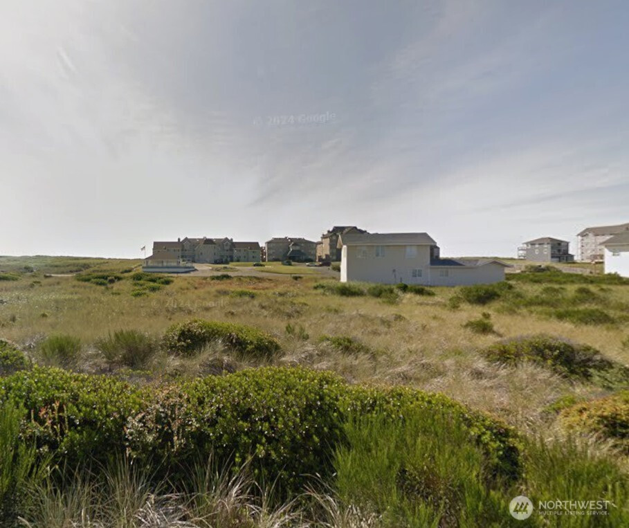 1407 Ocean Crest Avenue SW, Ocean Shores, WA 98569