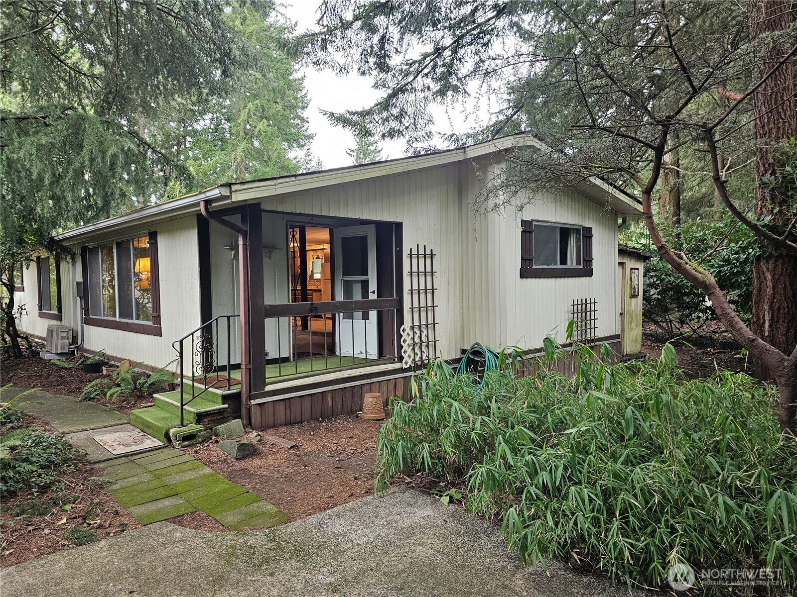 2419 Jahn Avenue NW, Gig Harbor, WA 98335