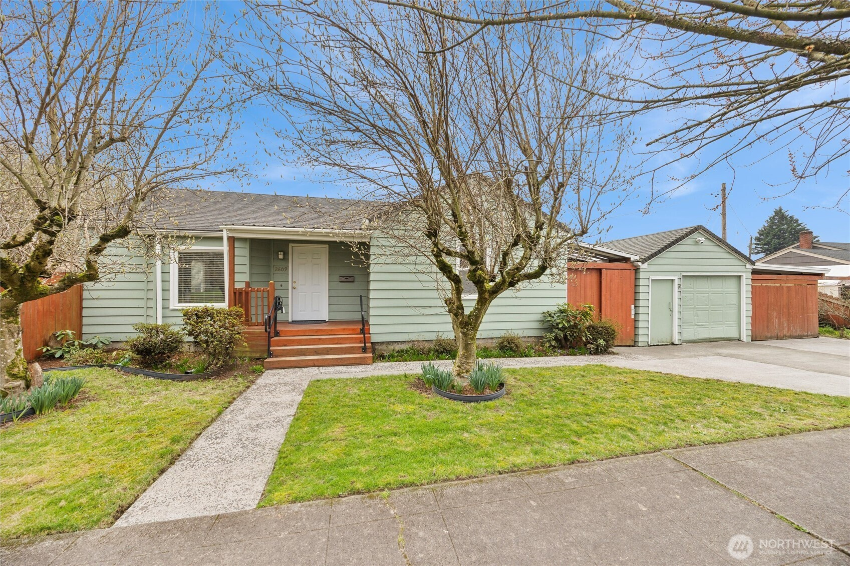 2609 Hemlock Street, Longview, WA 98632