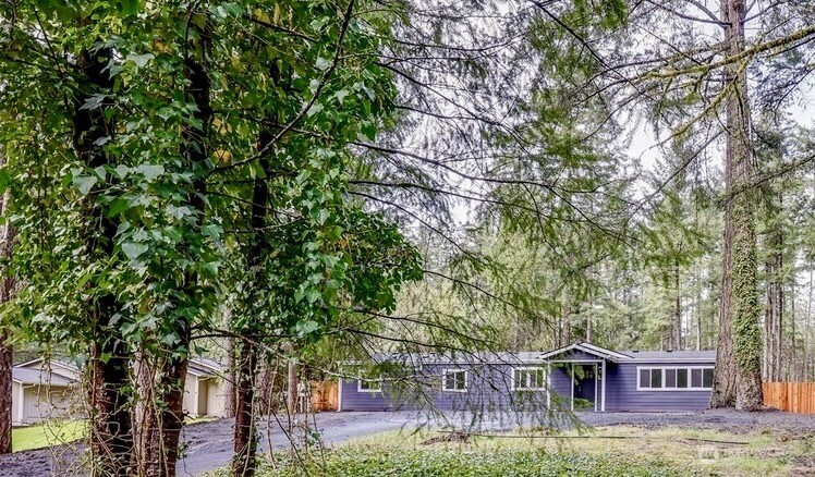 160 E Barnsby Place, Shelton, WA 98584