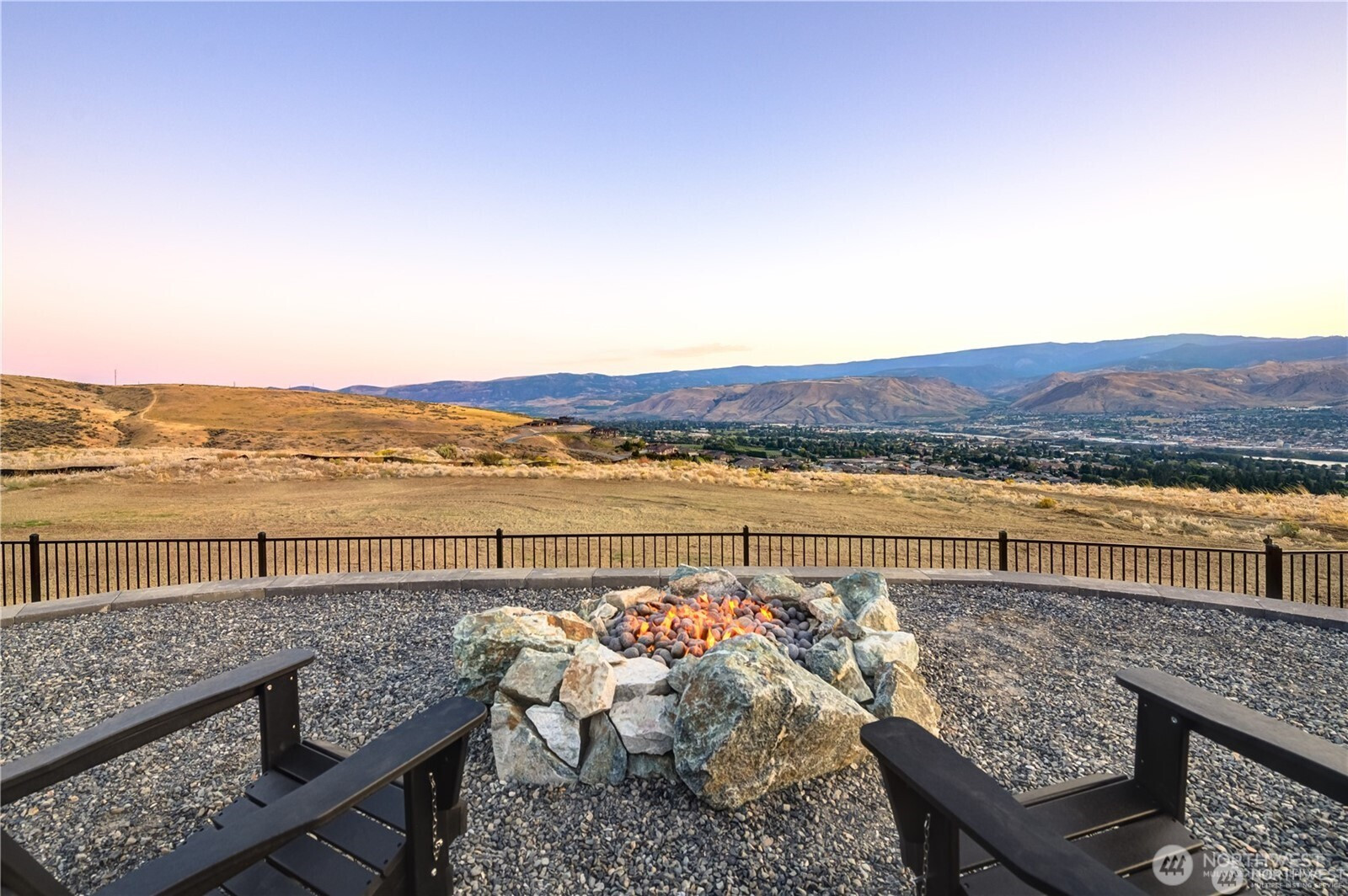 2187 NE Kaden Lane, East Wenatchee, WA 98802