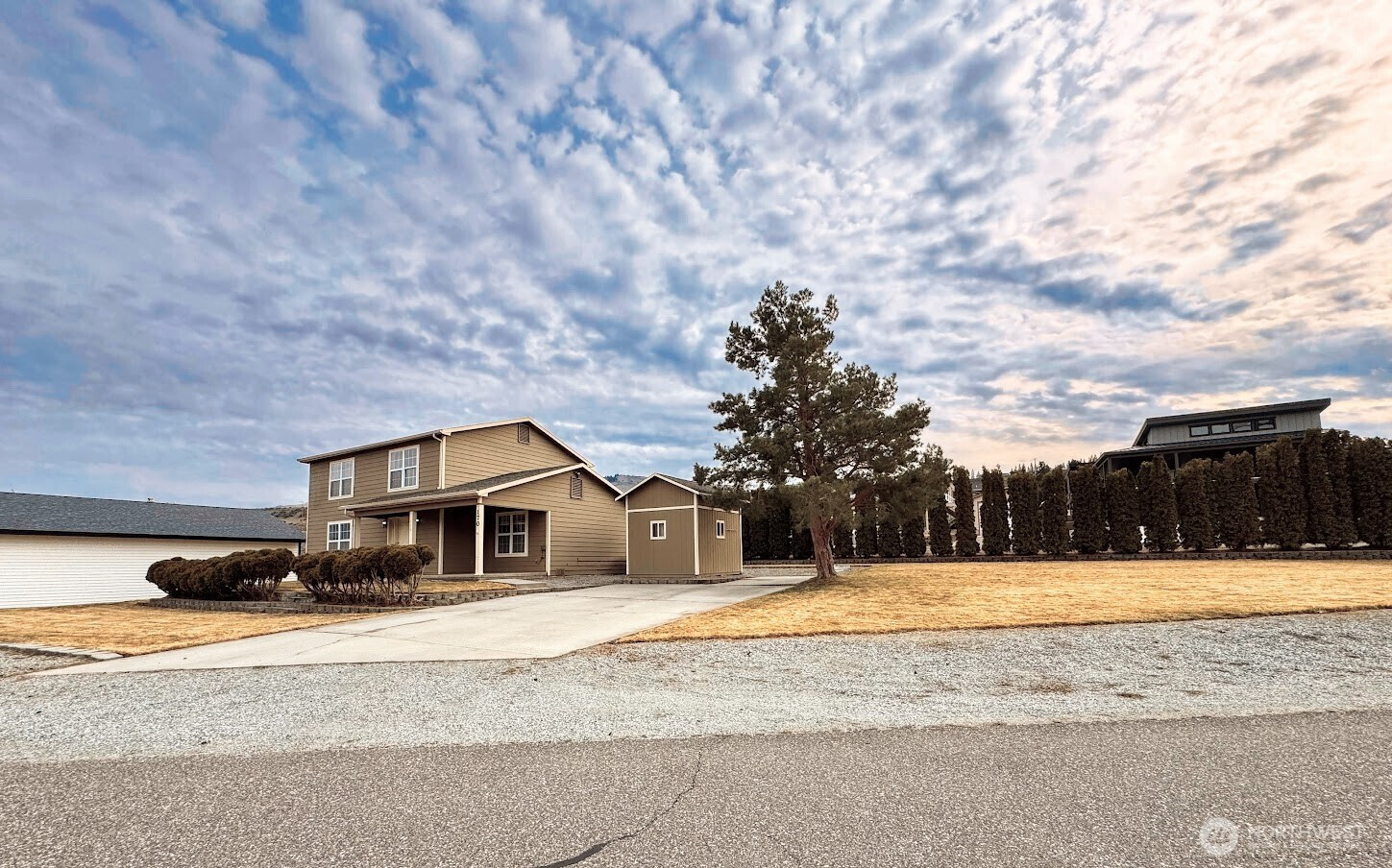 170 Lakeview Avenue, Orondo, WA 98843