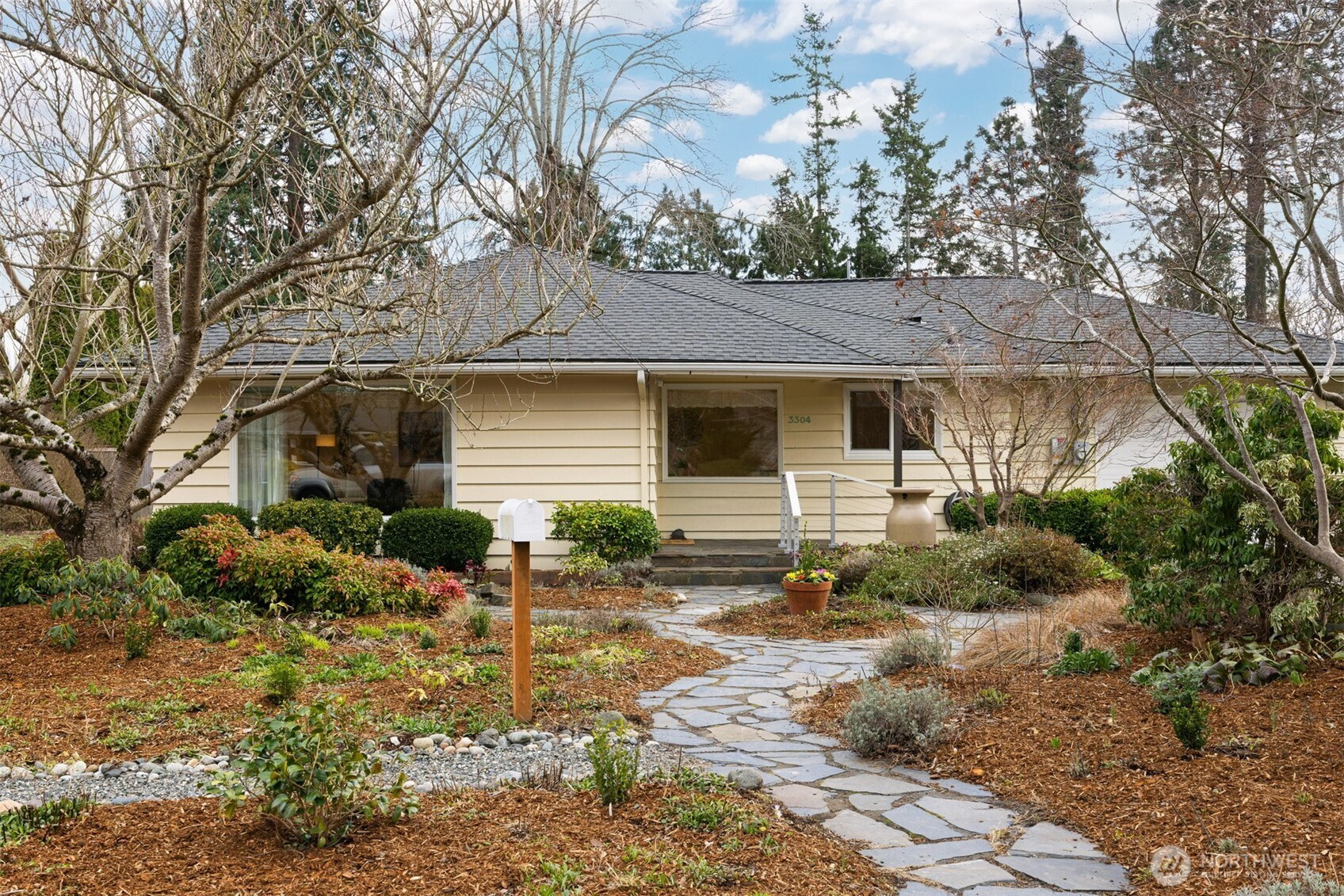 3304 Plymouth Drive, Bellingham, WA 98225