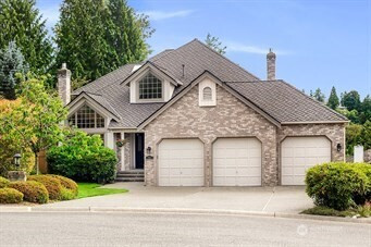 7811 146th Place SE, Newcastle, WA 98059