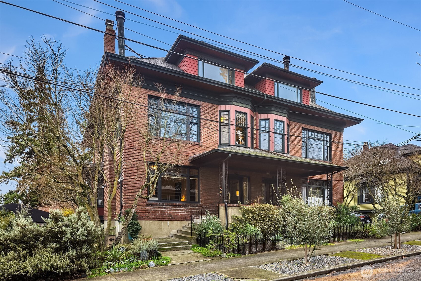 904 E Miller Street, Seattle, WA 98102