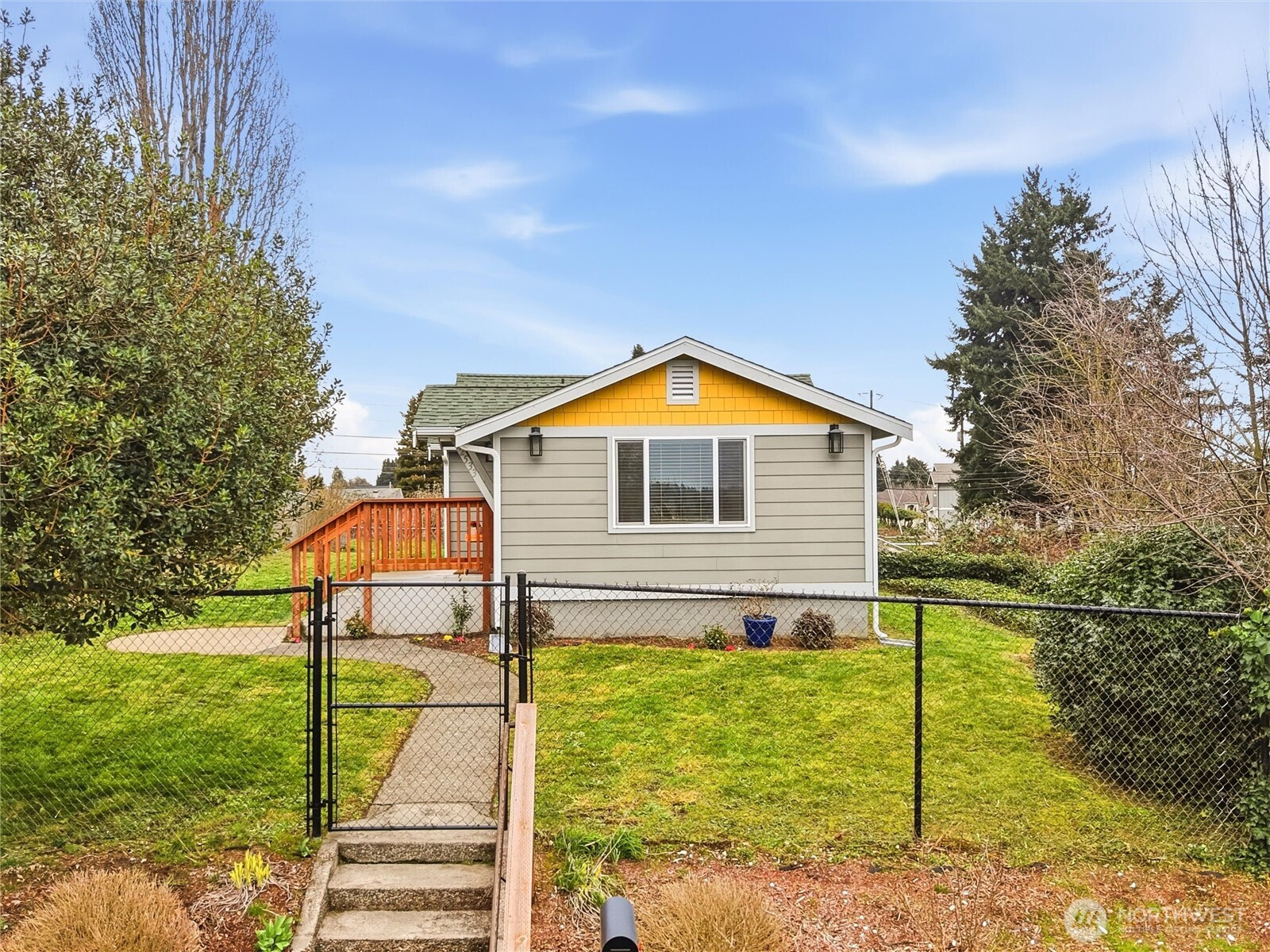2533 S Grant Ave, Tacoma, WA 98405