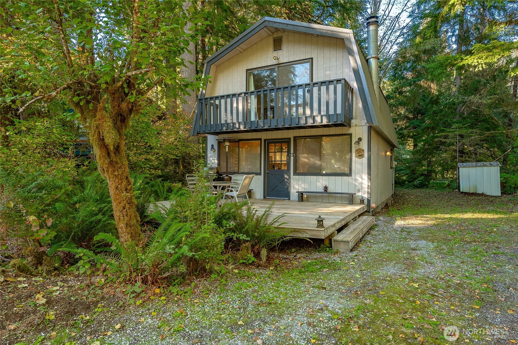 7018 Olympus Way, Glacier, WA 98244