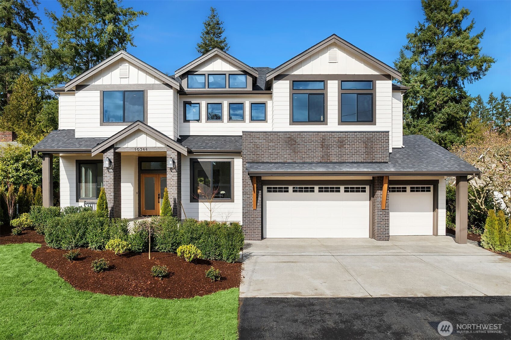 16544 SE 28th Street, Bellevue, WA 98008