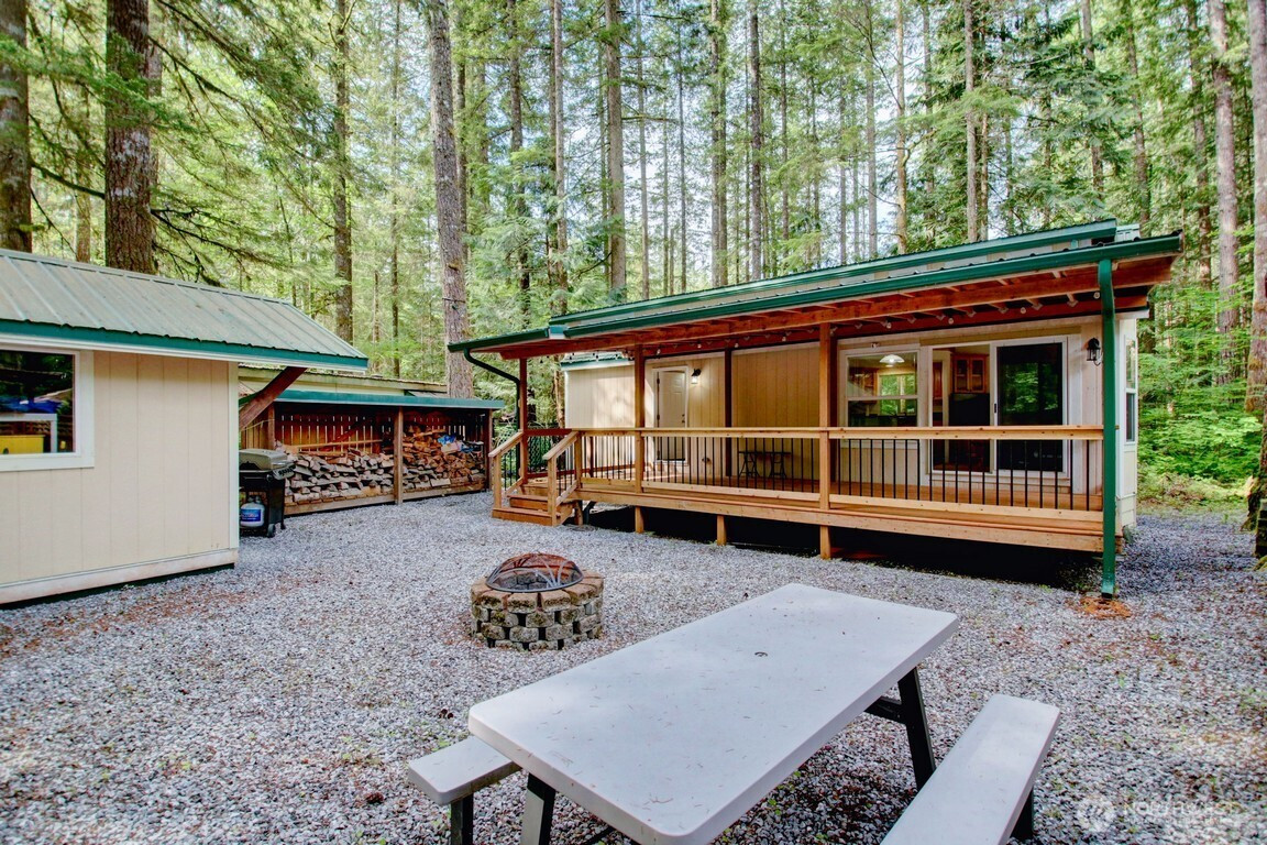 20 Goldrush Road, Deming, WA 98244