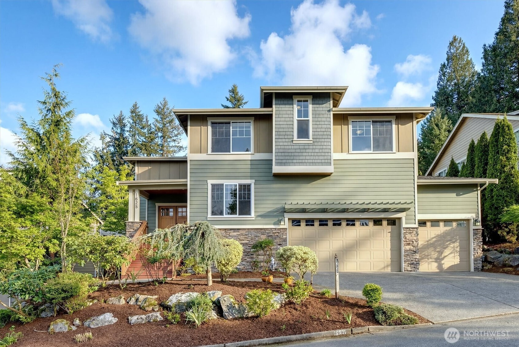 1628 154th Avenue SE, Bellevue, WA 98007