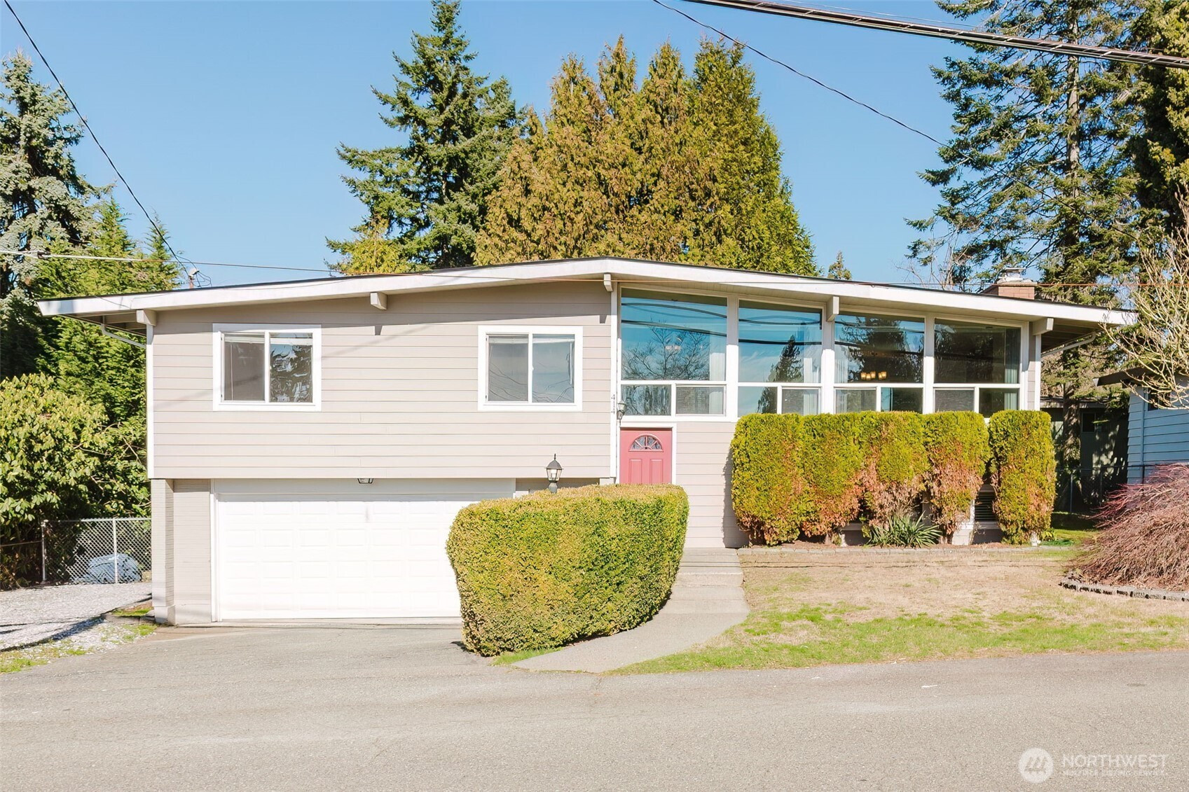 414 S 168th Street, Burien, WA 98168