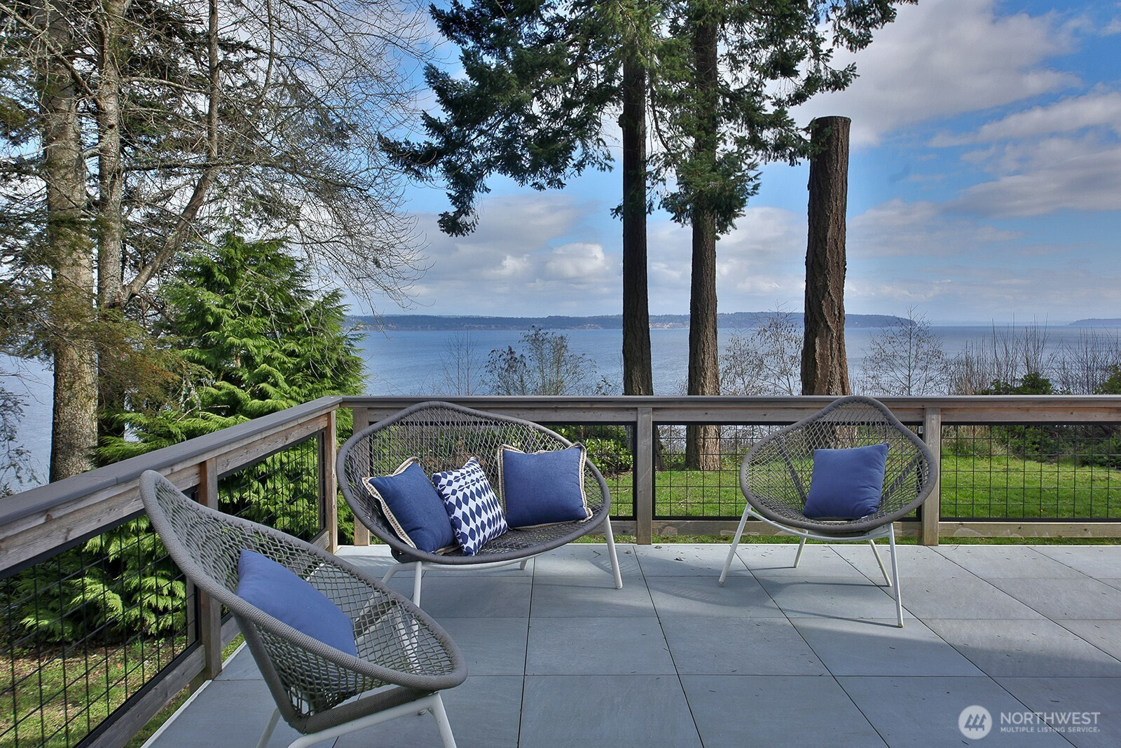2282 Whidbey Shores Road, Langley, WA 98260