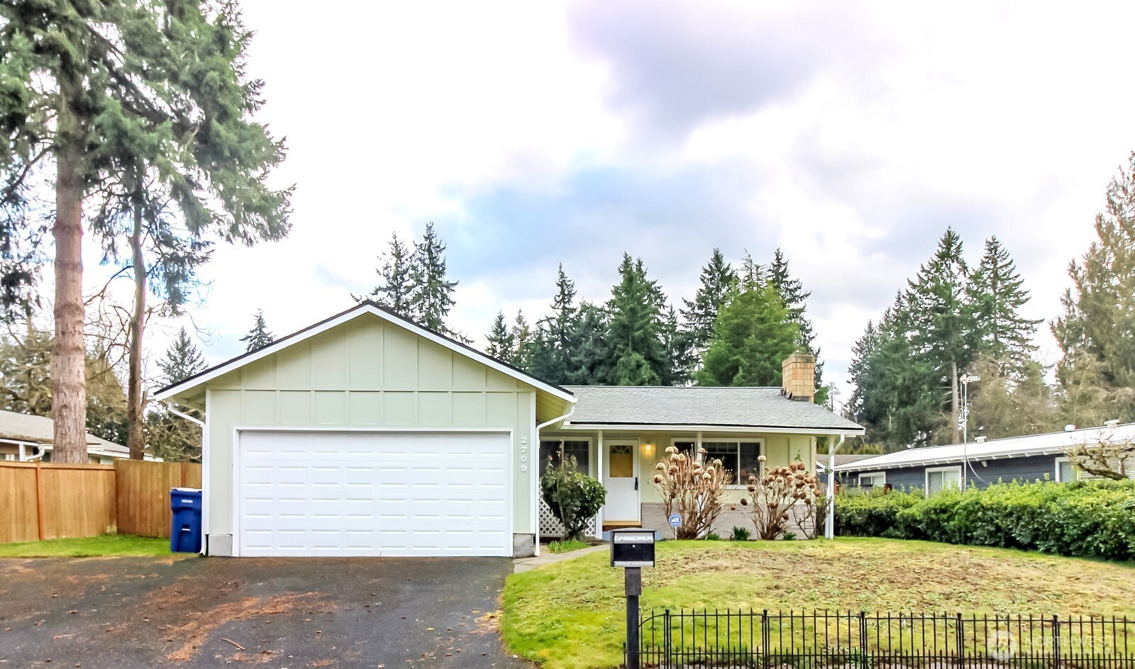 2709 SW 332nd Place, Federal Way, WA 98023