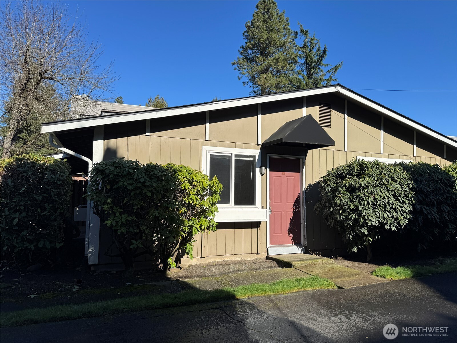 150 2nd Place NW, Issaquah, WA 98027