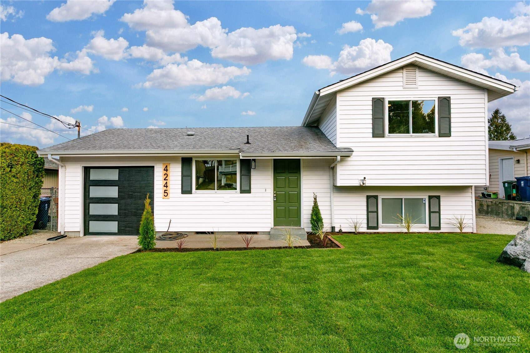 4245 N Vassault Street, Tacoma, WA 98407