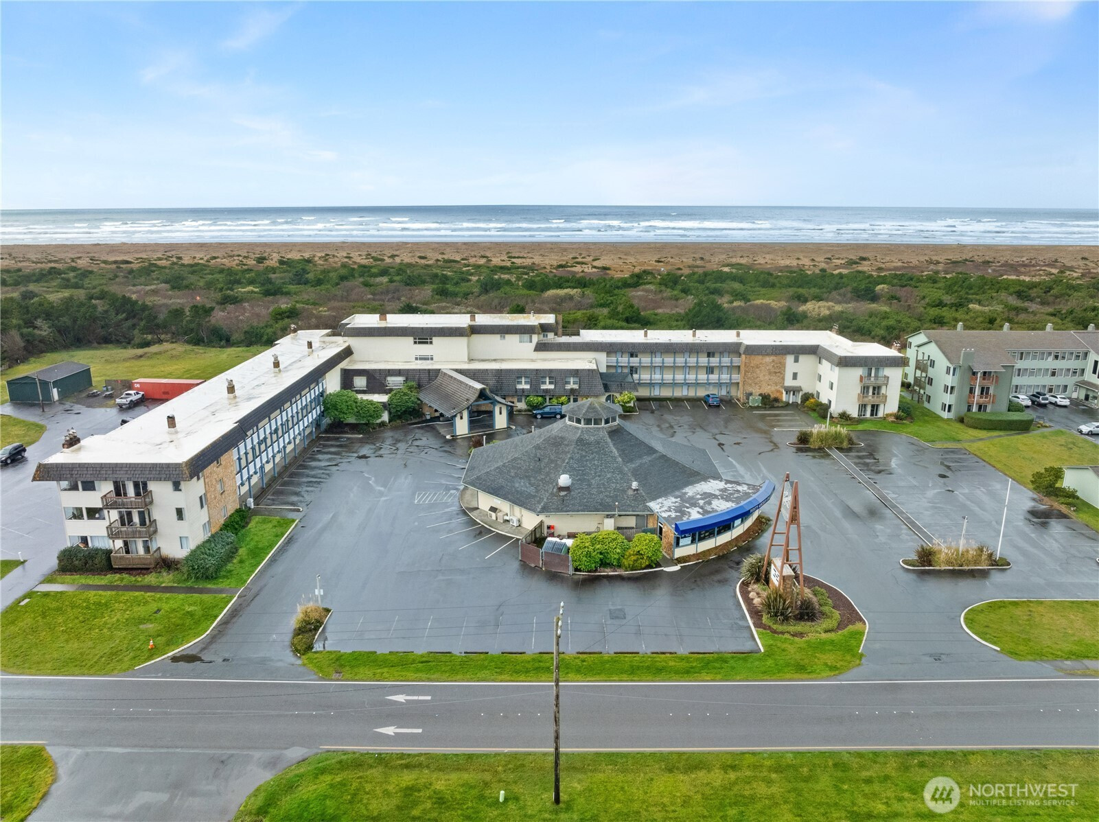 615 Ocean Shores Boulevard NW, Ocean Shores, WA 98669