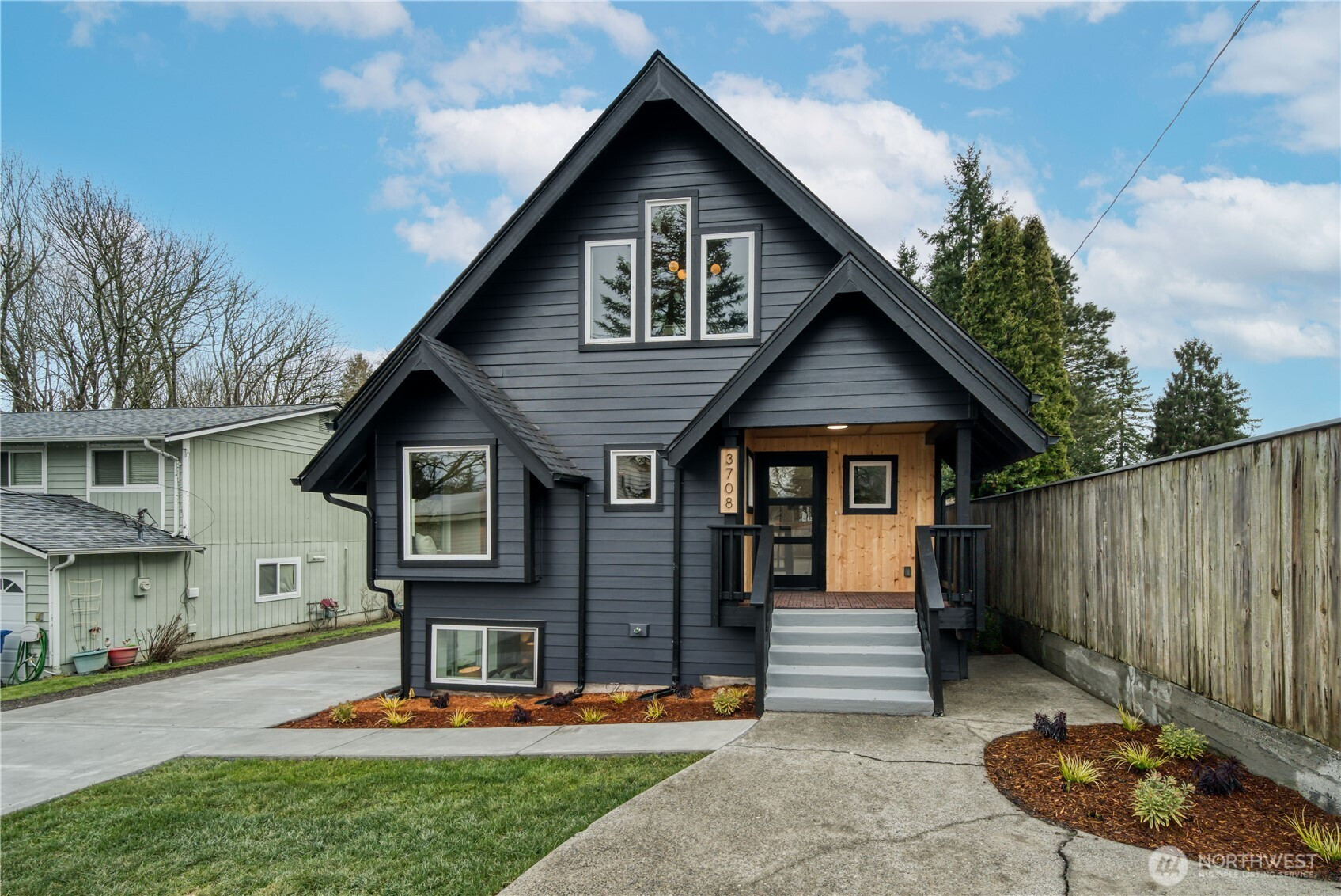 3708 Schmitz Avenue SW, Seattle, WA 98116