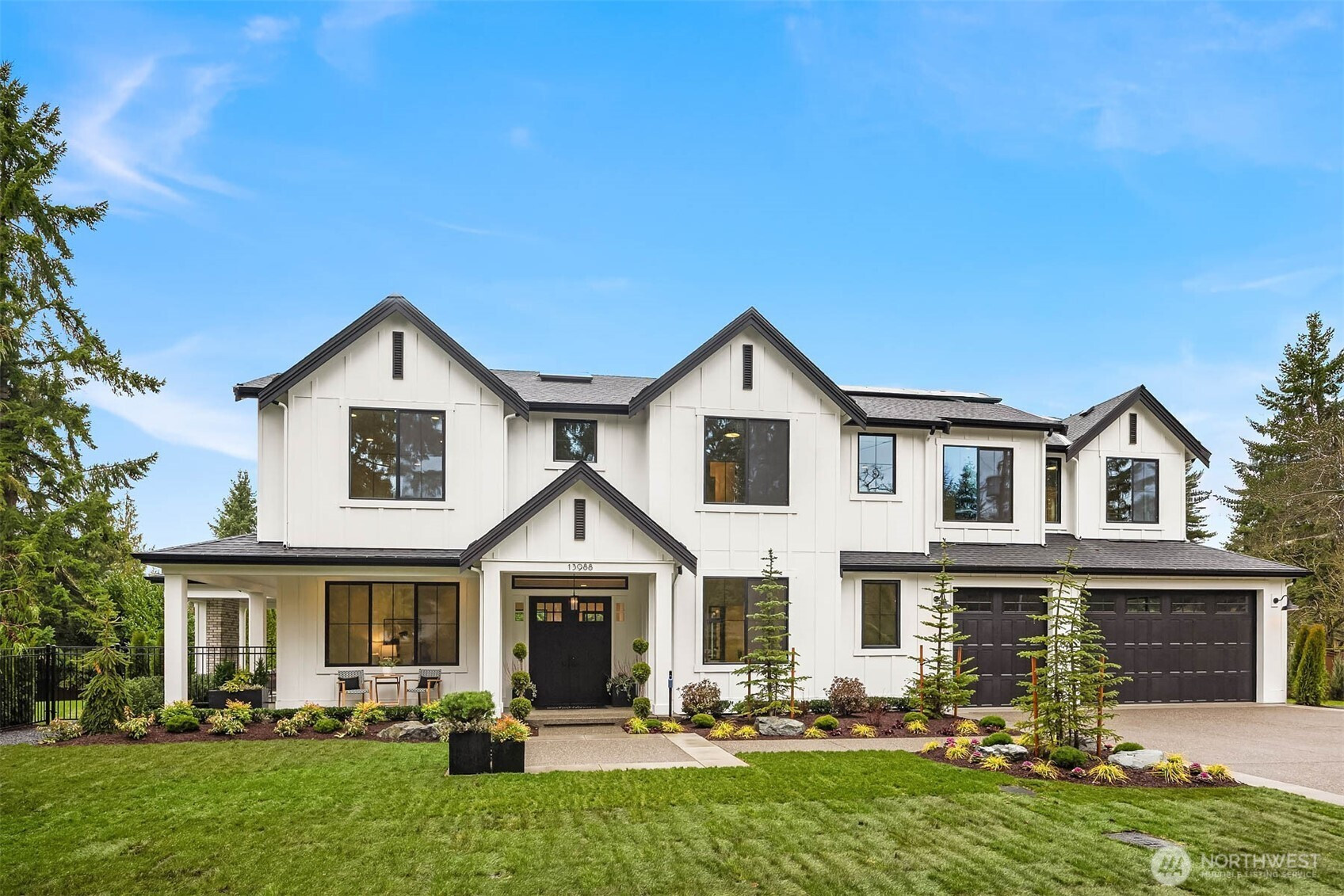 13988 SE 5th Street, Bellevue, WA 98005