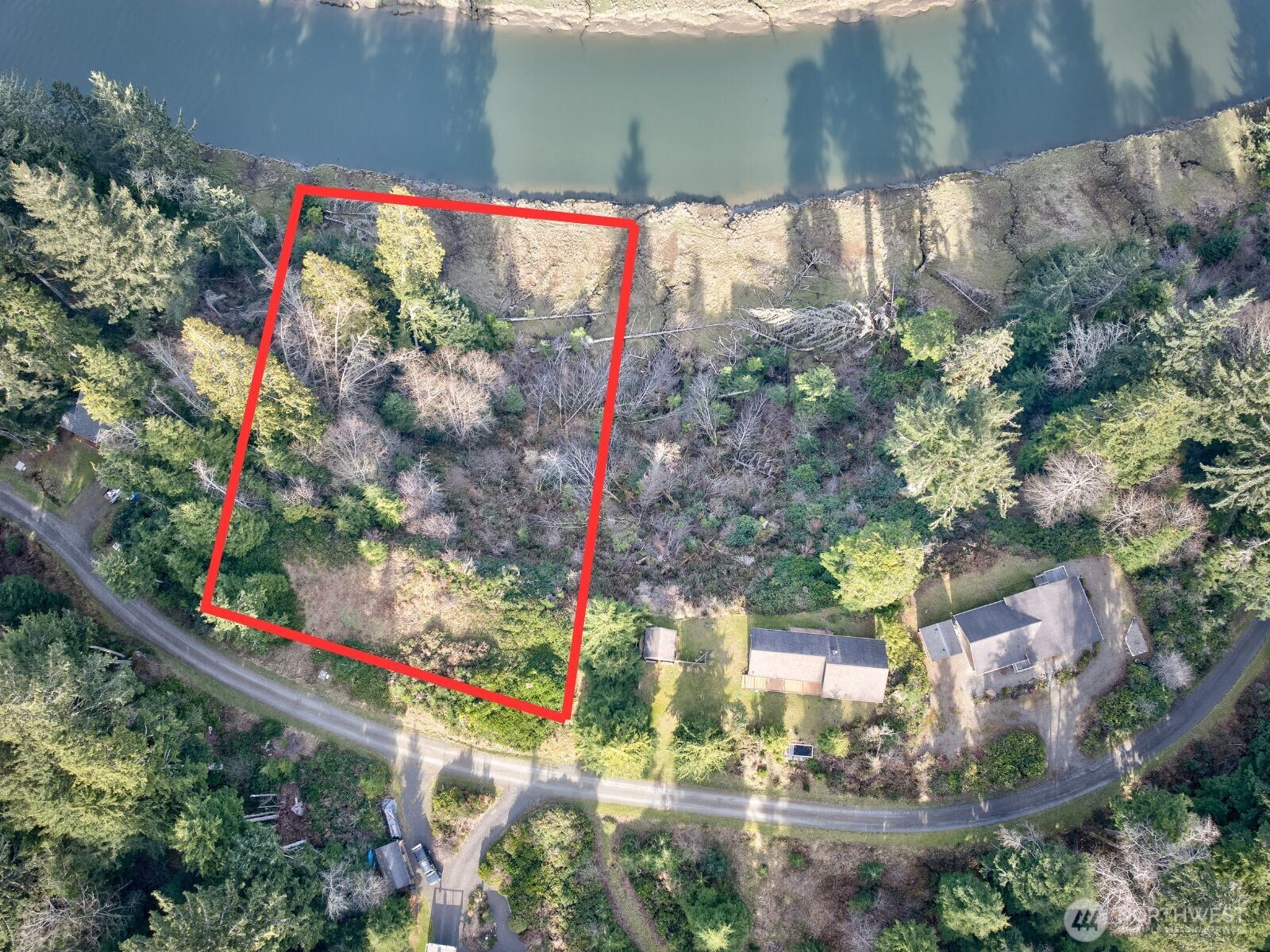 26 Lynn Point Lane, South Bend, WA 98586