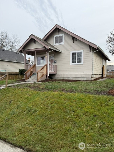 1432 E 29th Street, Tacoma, WA 98404