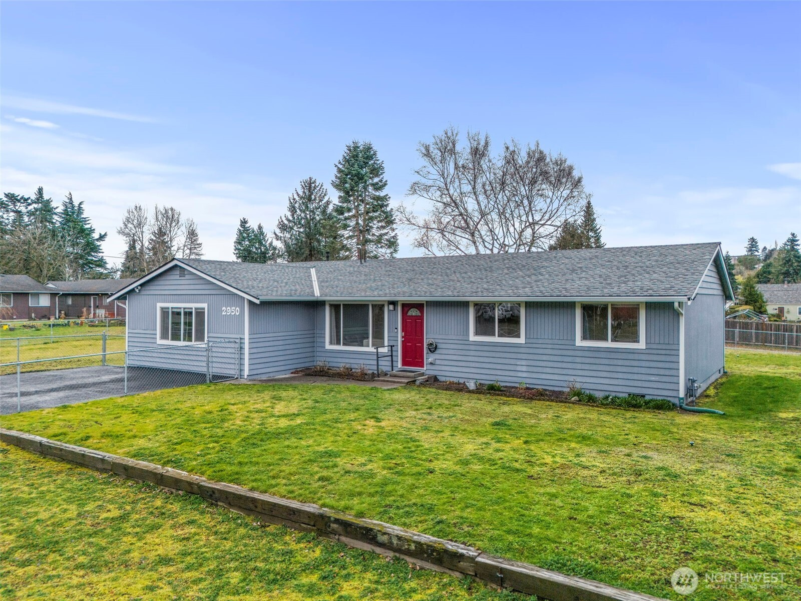2950 40th Avenue NE, Tacoma, WA 98422