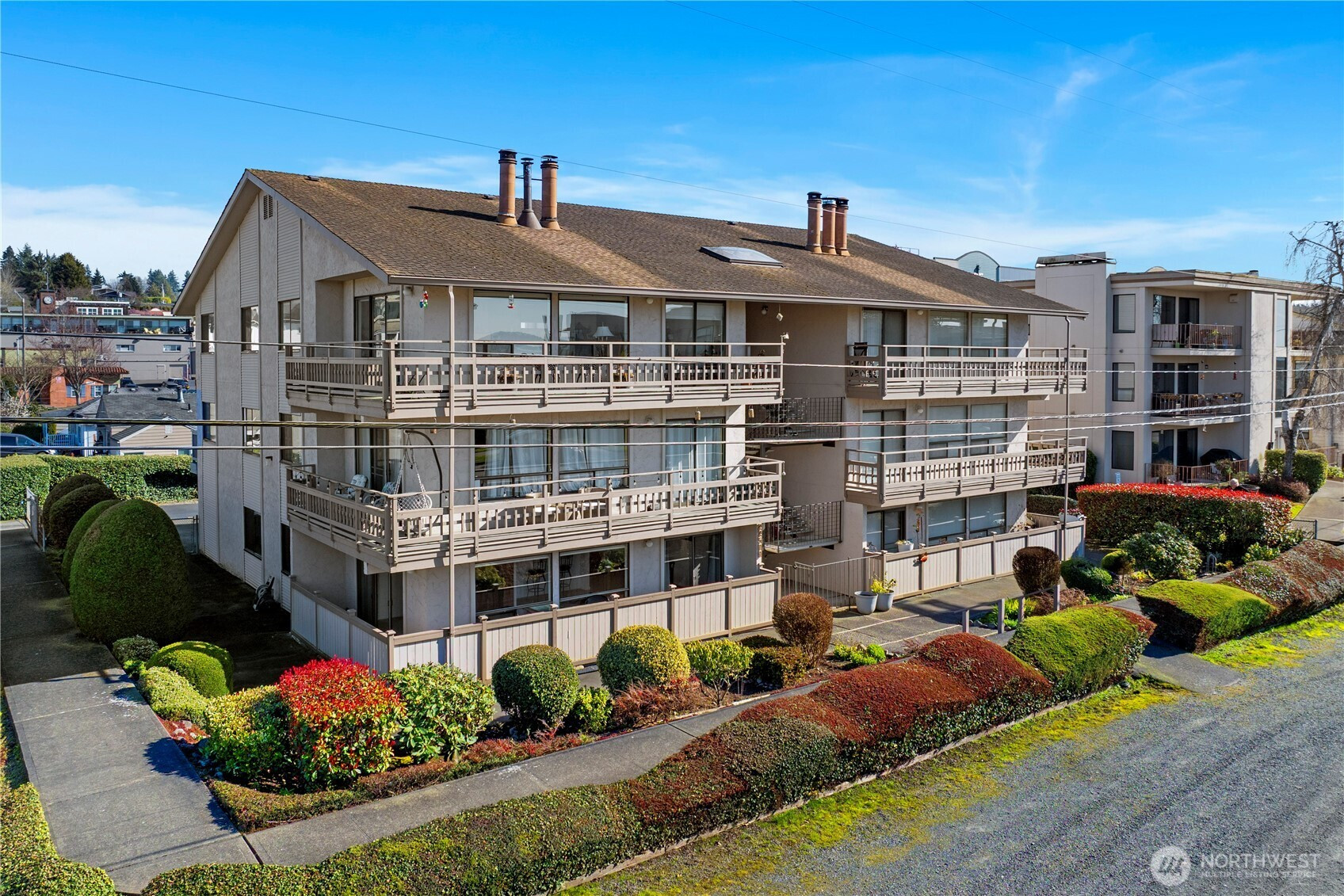 22508 6th Avenue S, Des Moines, WA 98198