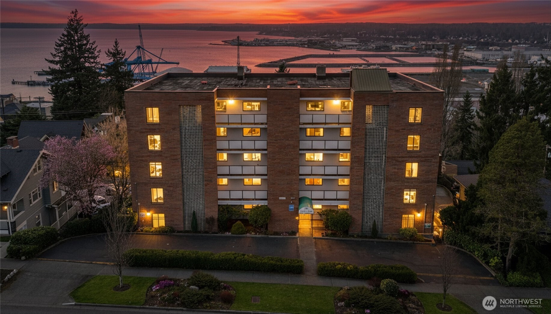 715 N Garden Street, Bellingham, WA 98225