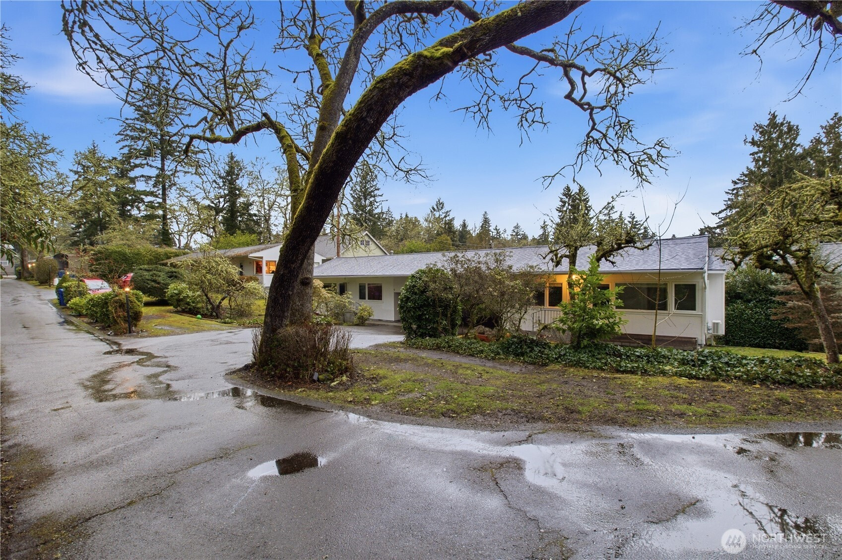 9830 American Avenue SW, Lakewood, WA 98498