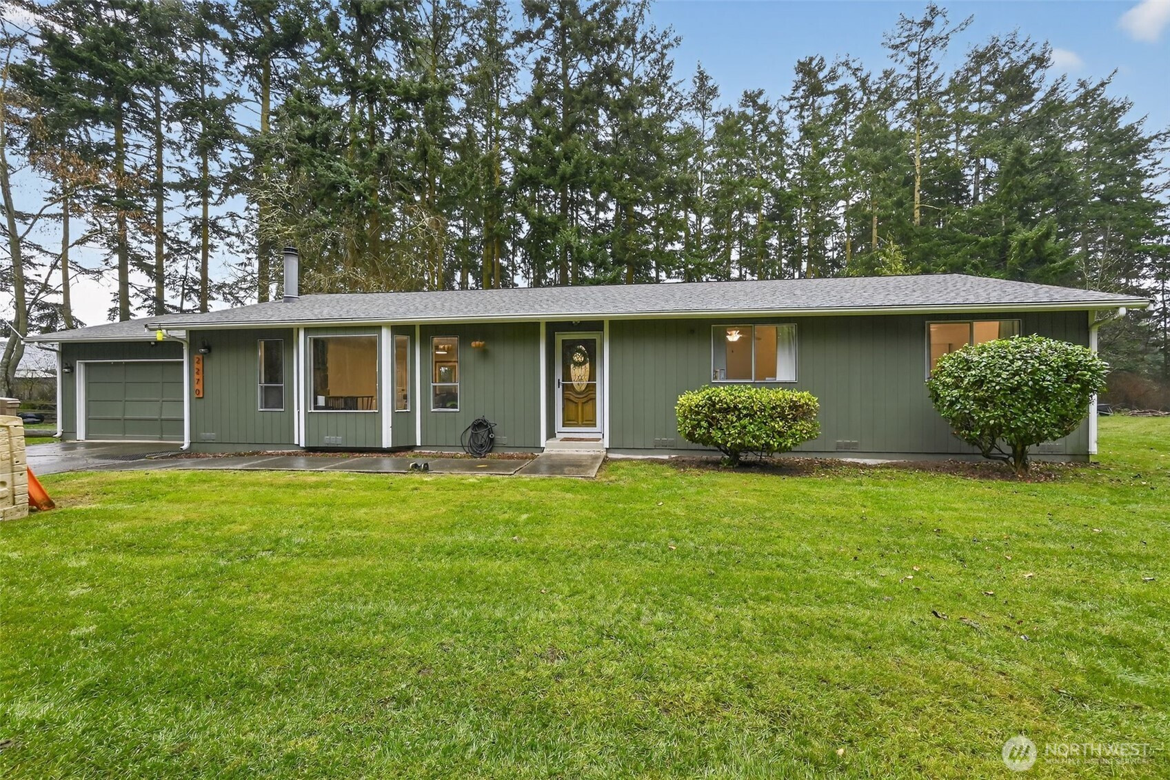2270 Wellman Place, Oak Harbor, WA 98277