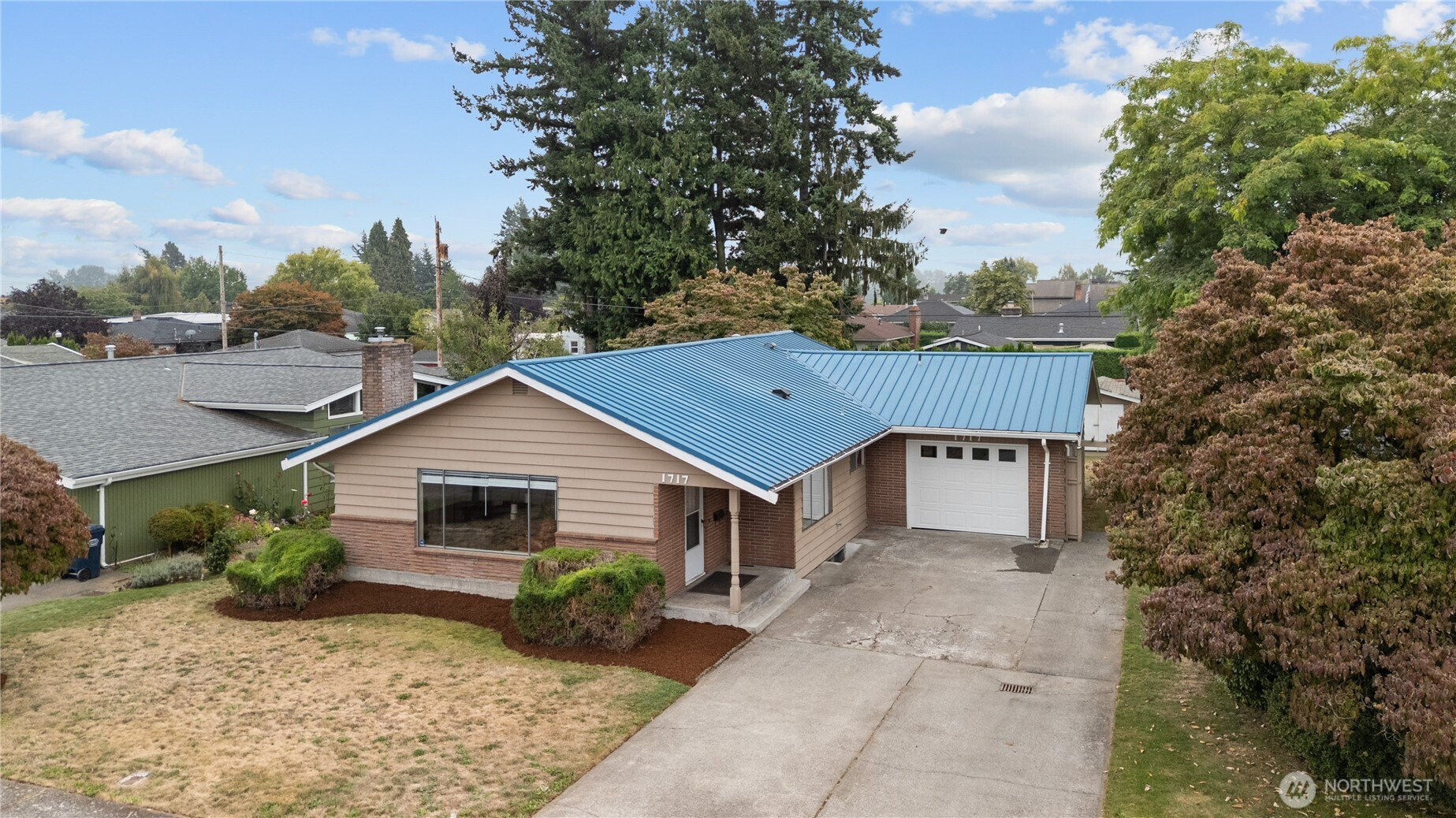 1717 E Street, Lynden, WA 98264