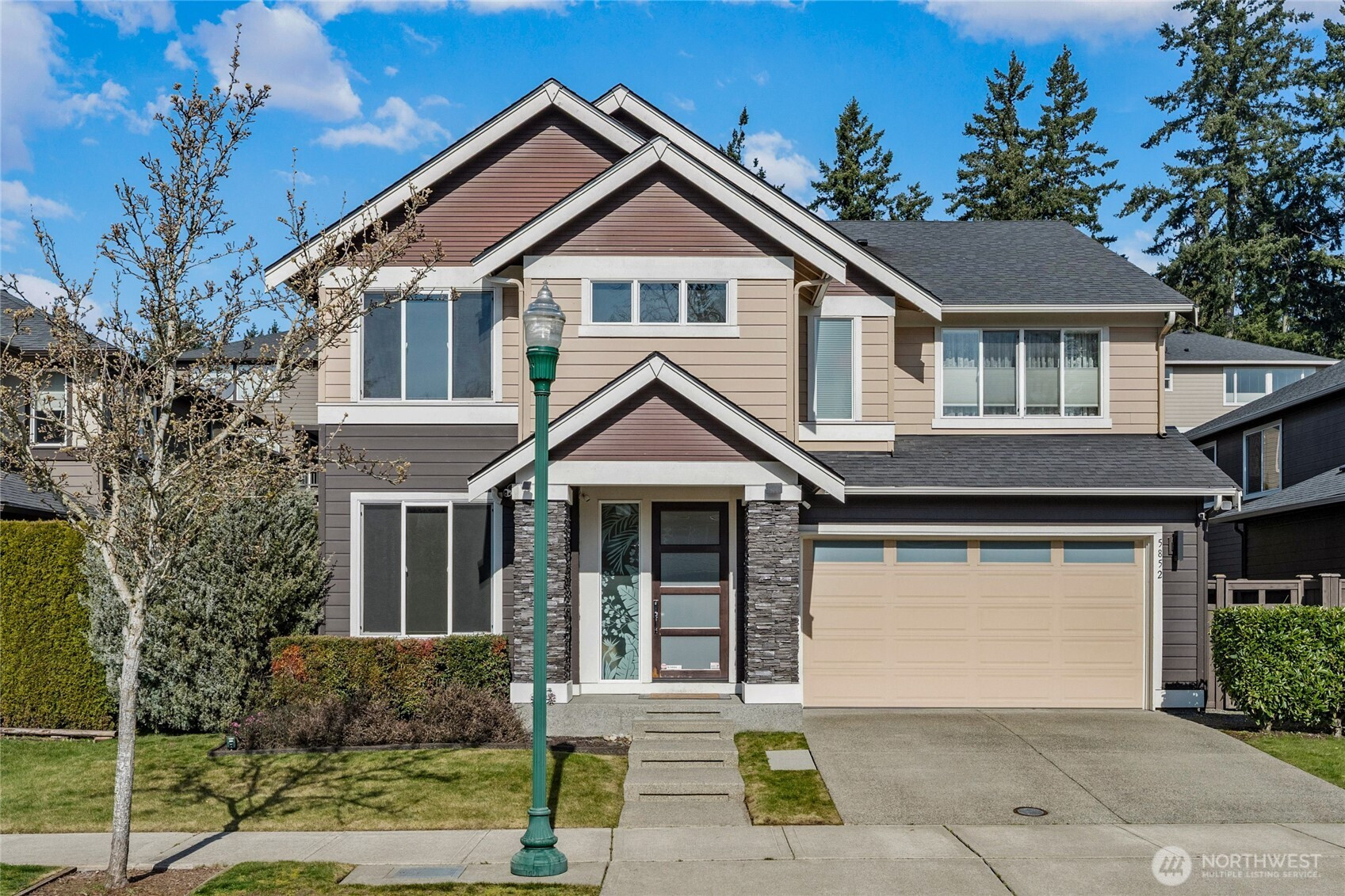 5852 S 326th Court, Auburn, WA 98001