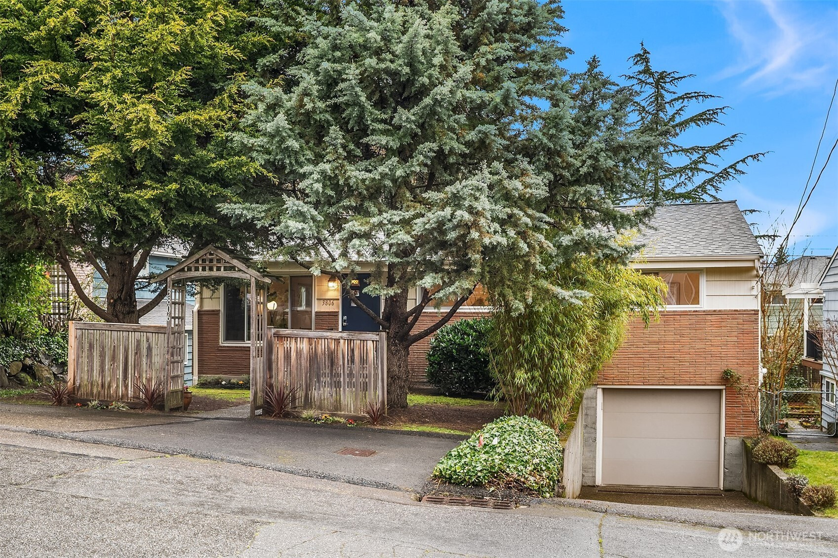 3806 NE 91st Street, Seattle, WA 98115
