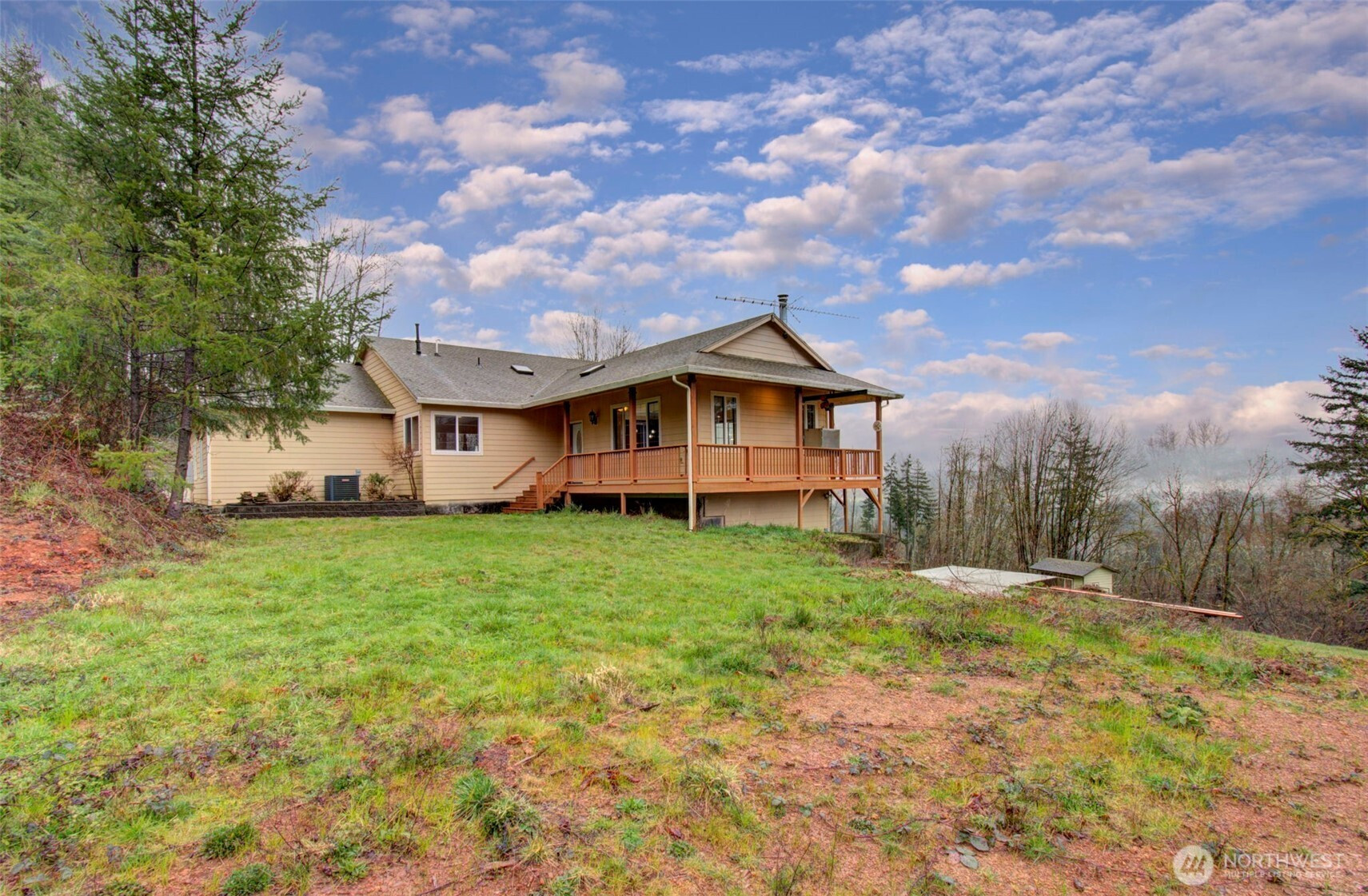 498 Bryant Hill Road, Woodland, WA 98674