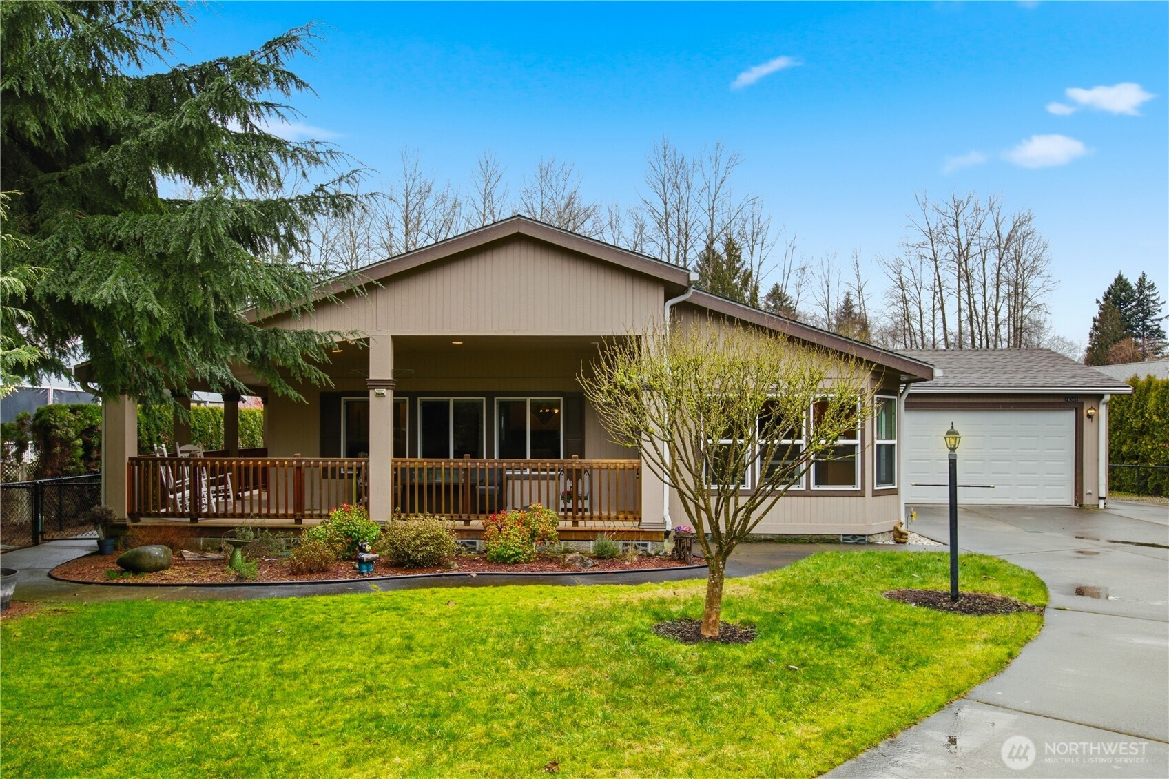 24319 68th Street E, Buckley, WA 98321