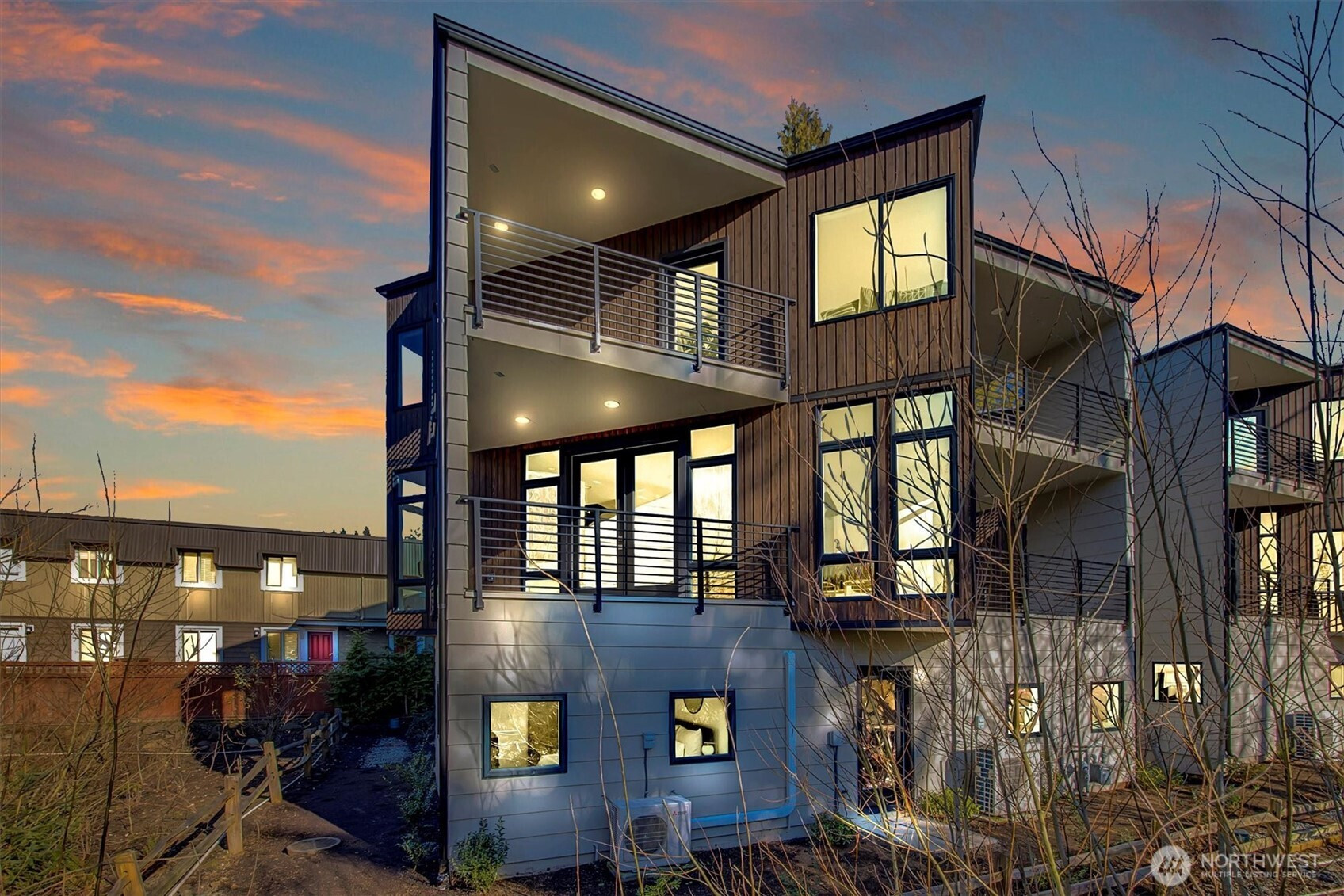 417 102nd Avenue SE, Bellevue, WA 98004